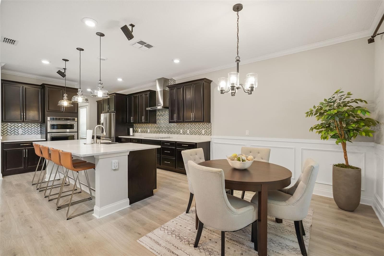 Single Family Residence at 10713 BELLE MAISONS DR, ORLANDO, photo 18 of 59