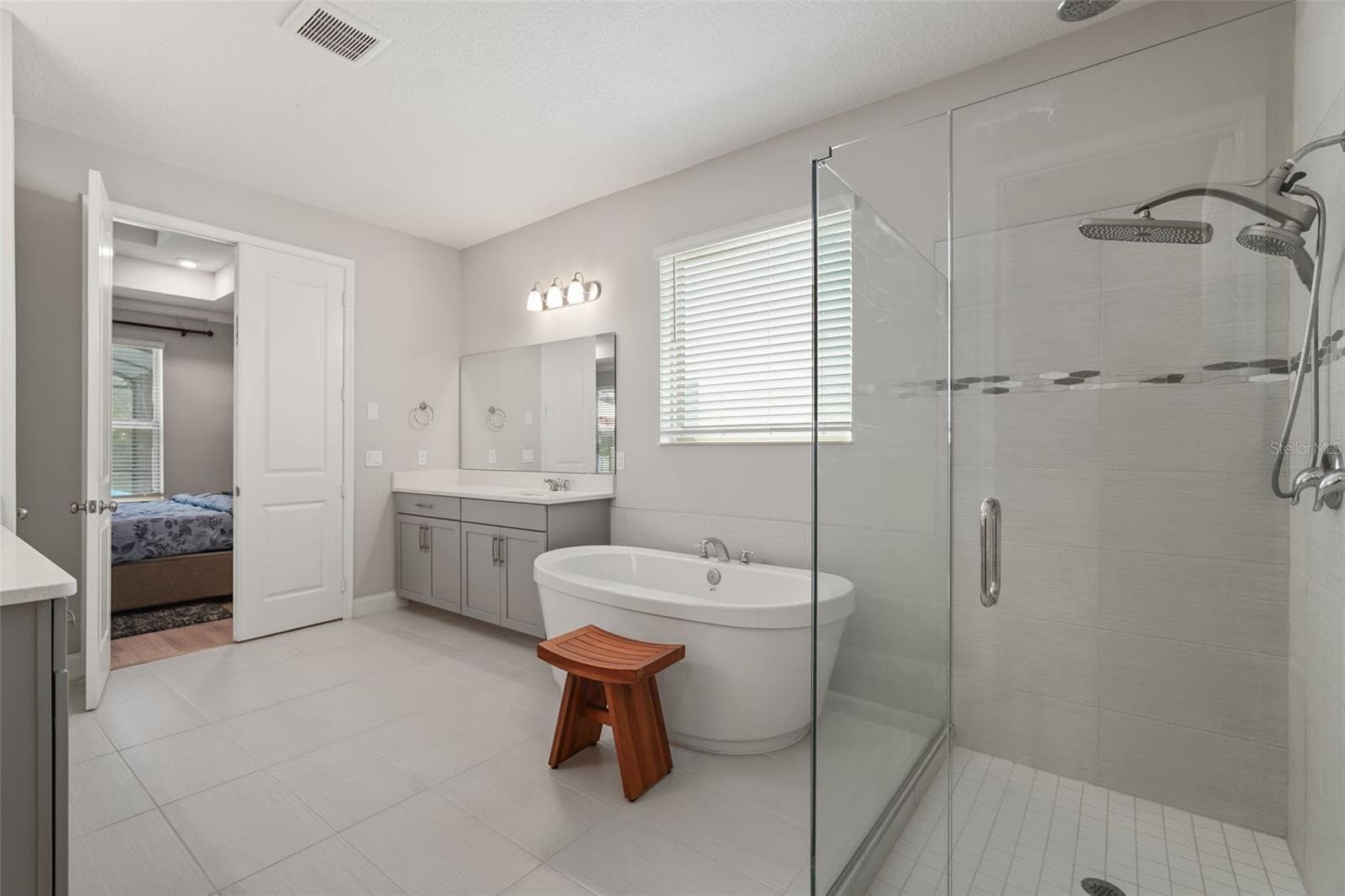 Single Family Residence at 10713 BELLE MAISONS DR, ORLANDO, photo 49 of 59