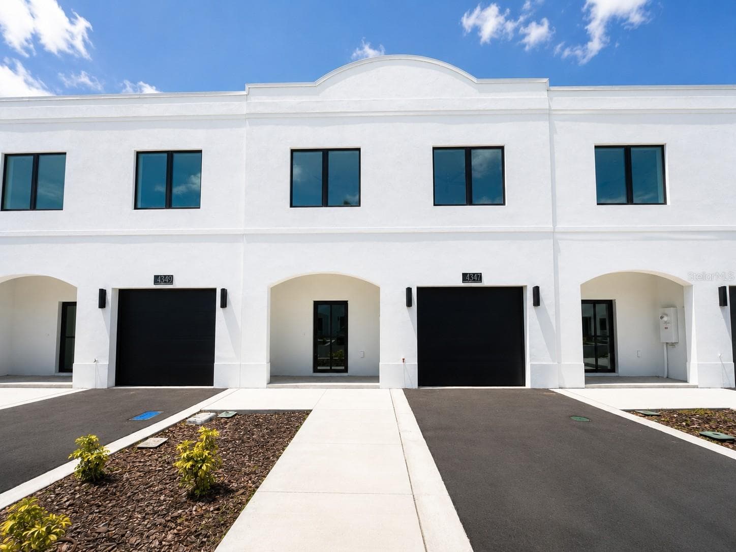 4347 CAMBIO GARDENS CT