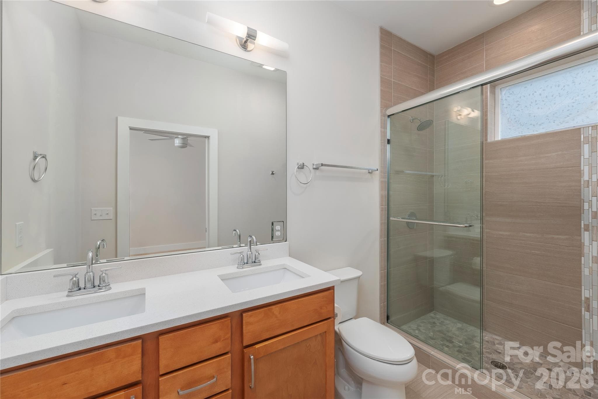 Primary Bathroom. - 39 Hubbard Avenue, Asheville