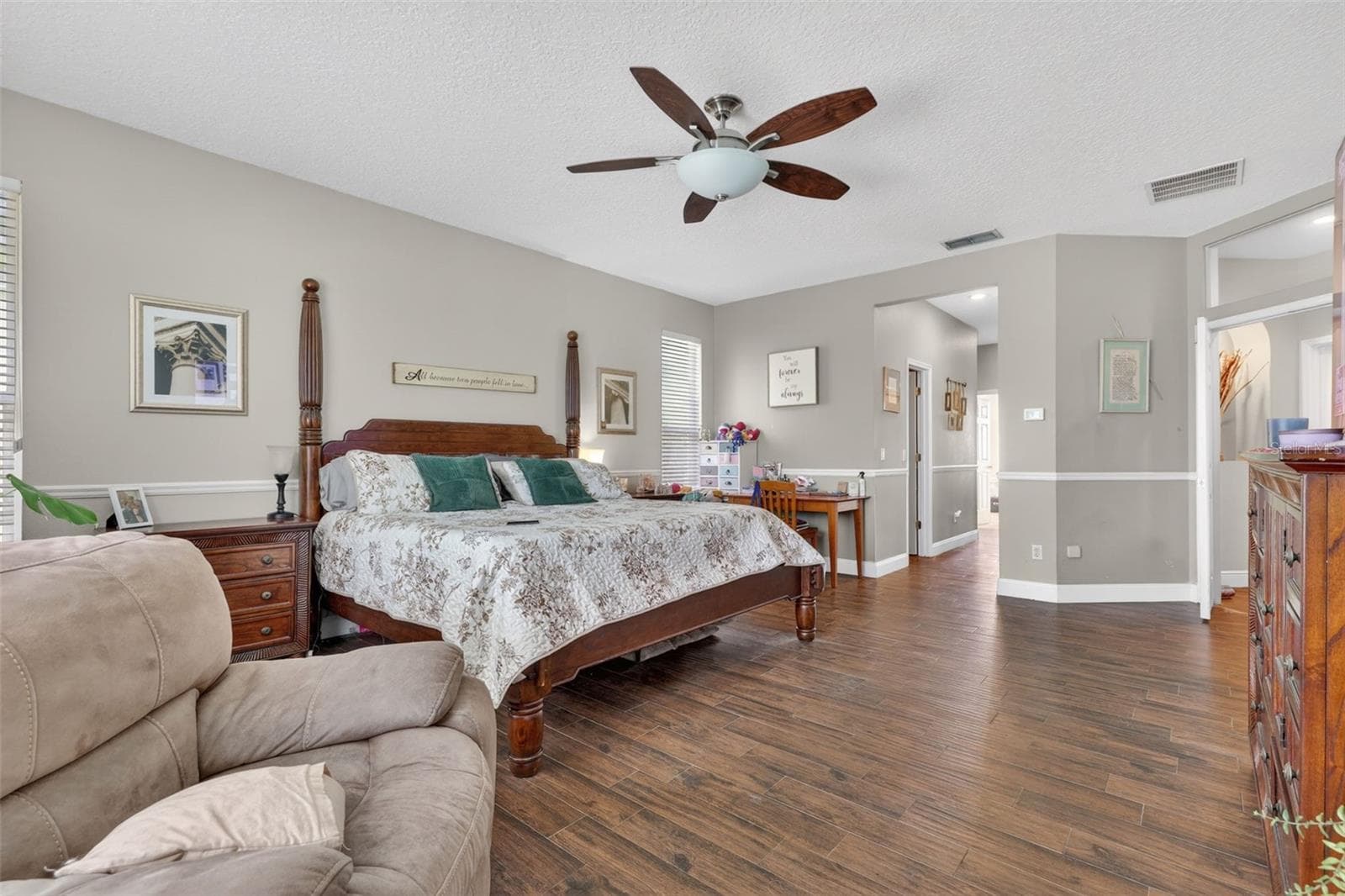 Single Family Residence at 4552 LAKE CALABAY DR, ORLANDO, photo 34 of 82
