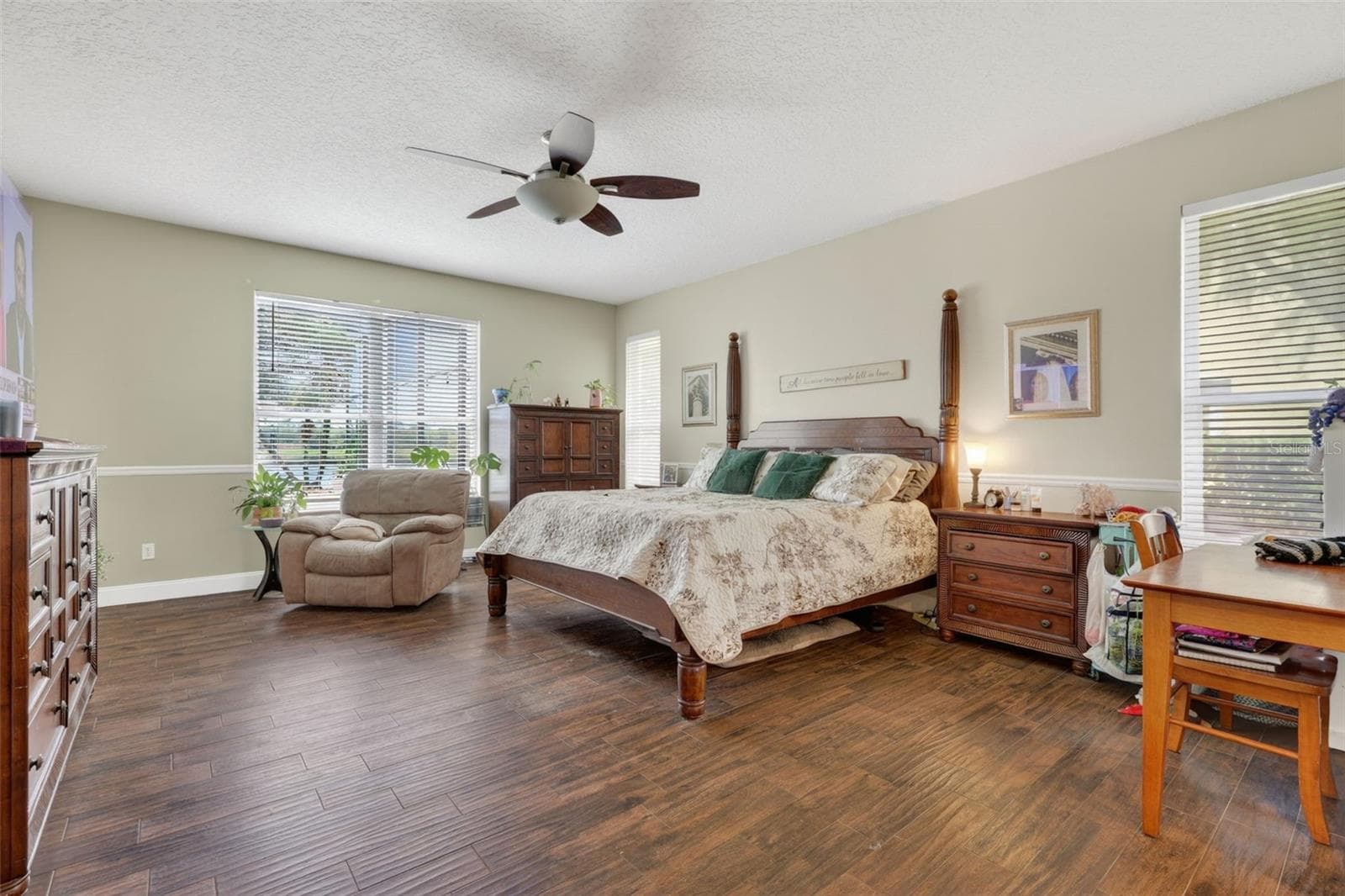 Single Family Residence at 4552 LAKE CALABAY DR, ORLANDO, photo 35 of 82