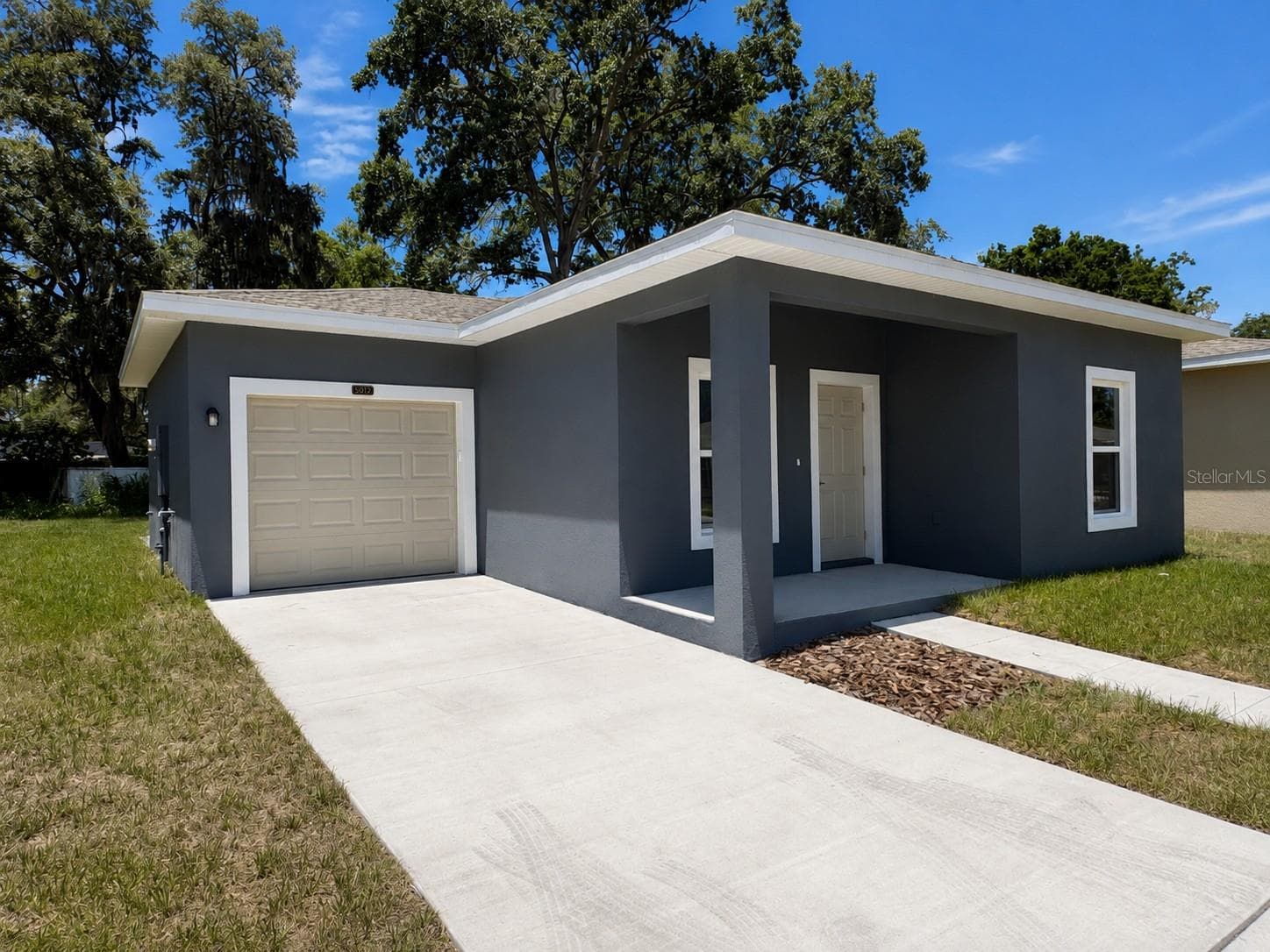 Single Family Residence at 5012 FINDERS CT, TAMPA, photo 2 of 24
