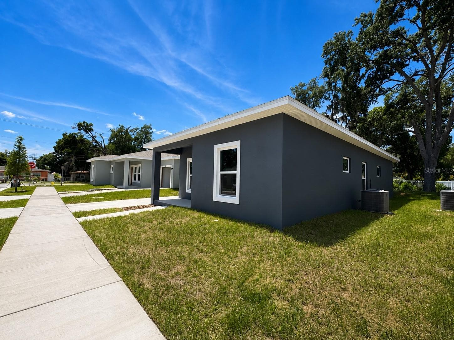 Single Family Residence at 5012 FINDERS CT, TAMPA, photo 3 of 24