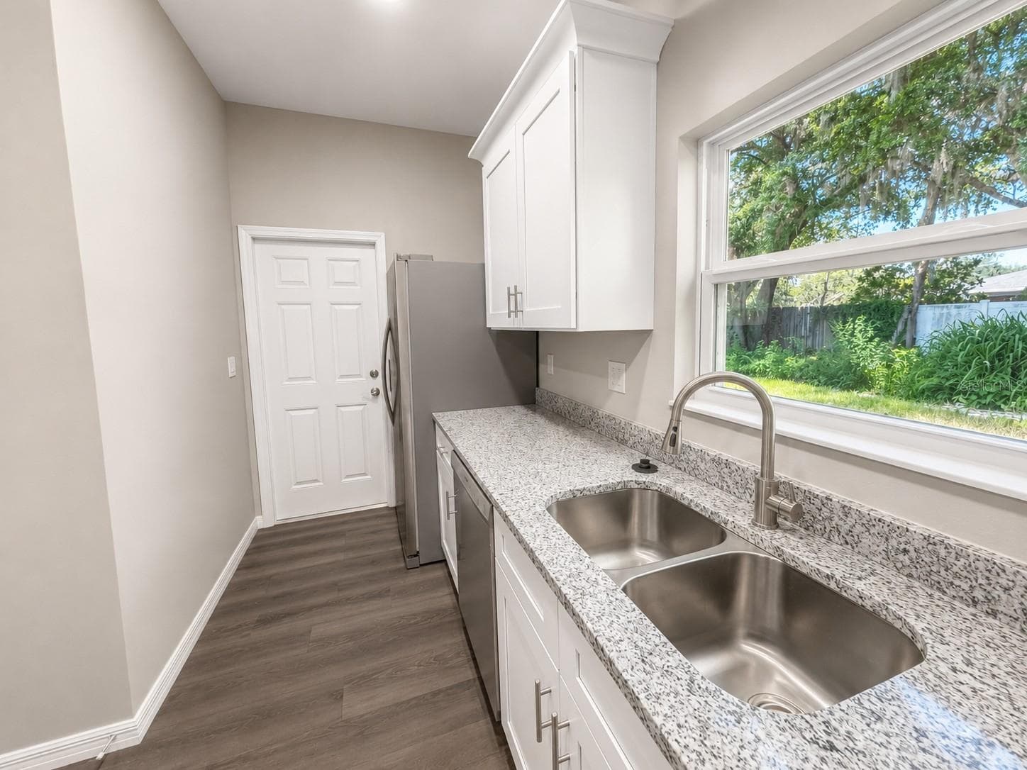 Single Family Residence at 5012 FINDERS CT, TAMPA, photo 10 of 24