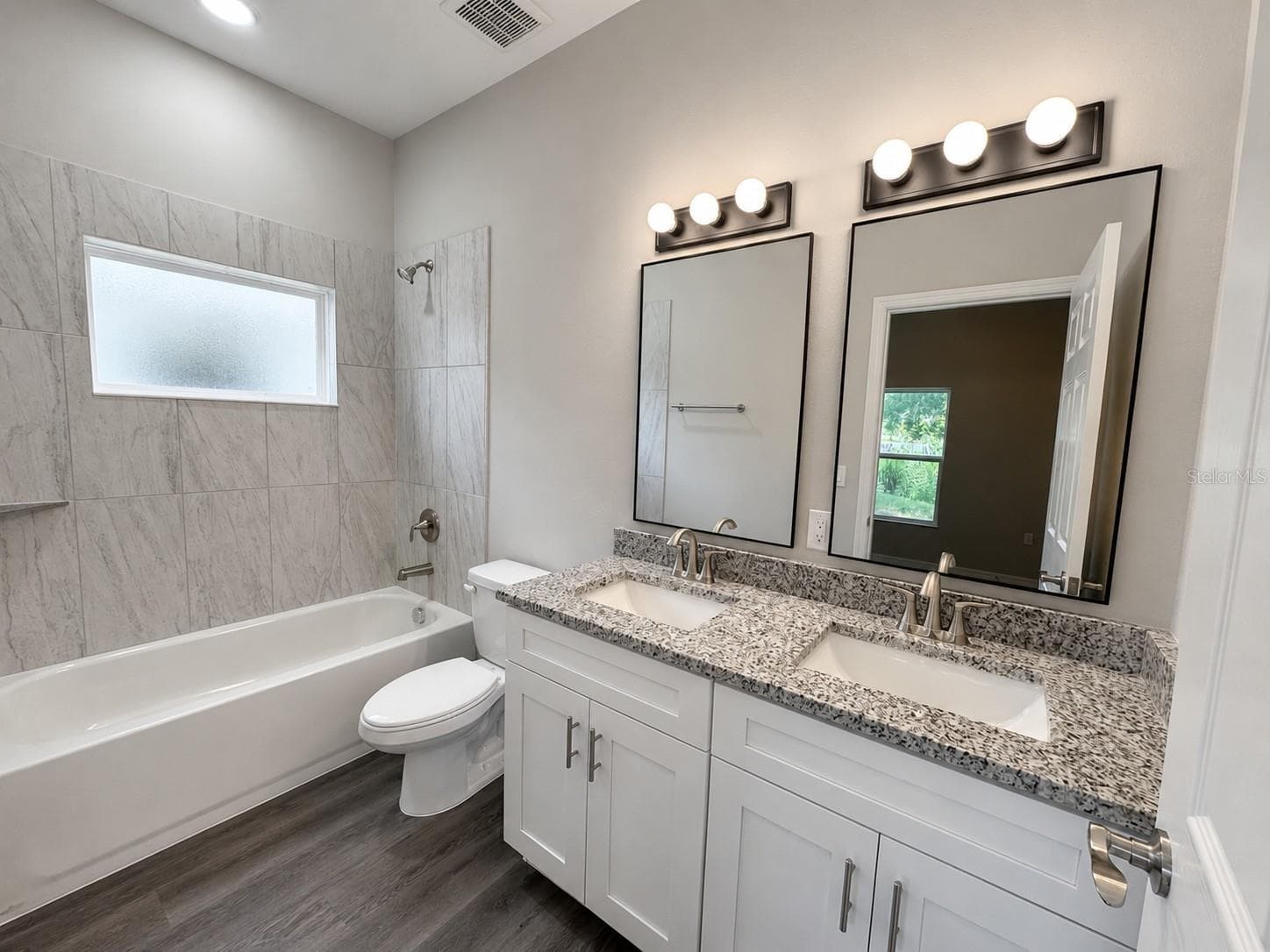 Single Family Residence at 5012 FINDERS CT, TAMPA, photo 12 of 24