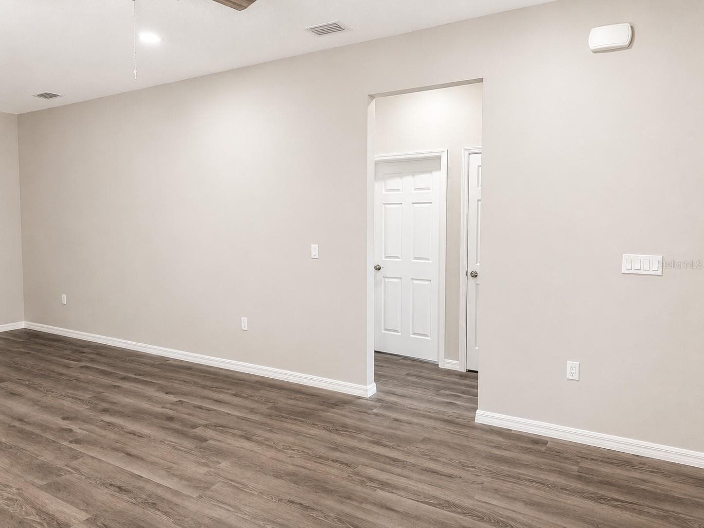 Single Family Residence at 5012 FINDERS CT, TAMPA, photo 13 of 24
