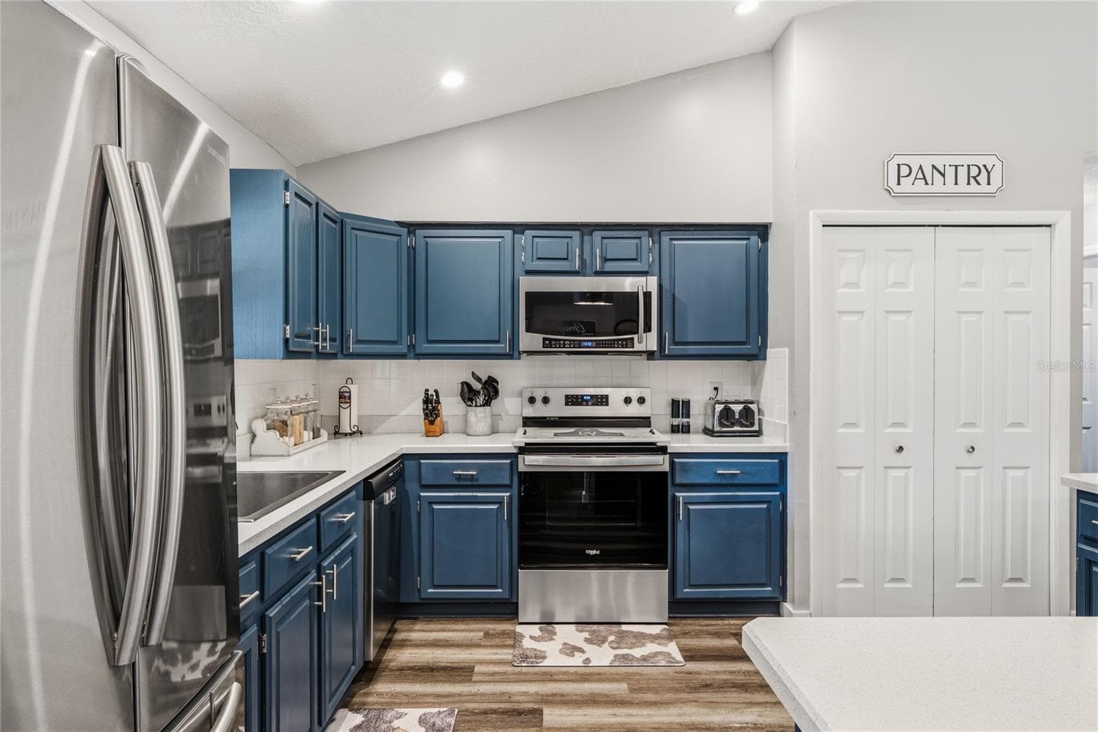 Kitchen - 135 LINDA SUE DR, LAKE HELEN