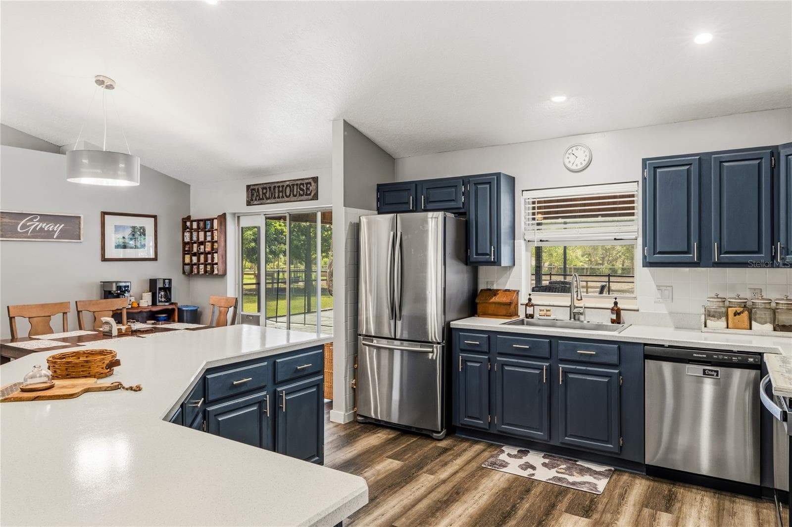Kitchen - 135 LINDA SUE DR, LAKE HELEN