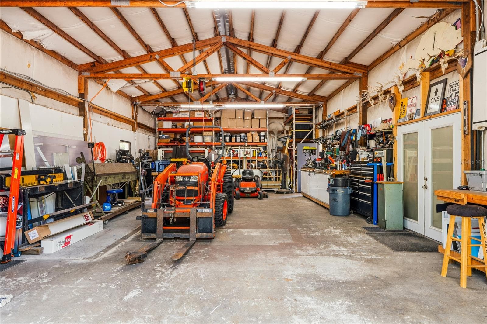 RV Storage inside - 135 LINDA SUE DR, LAKE HELEN