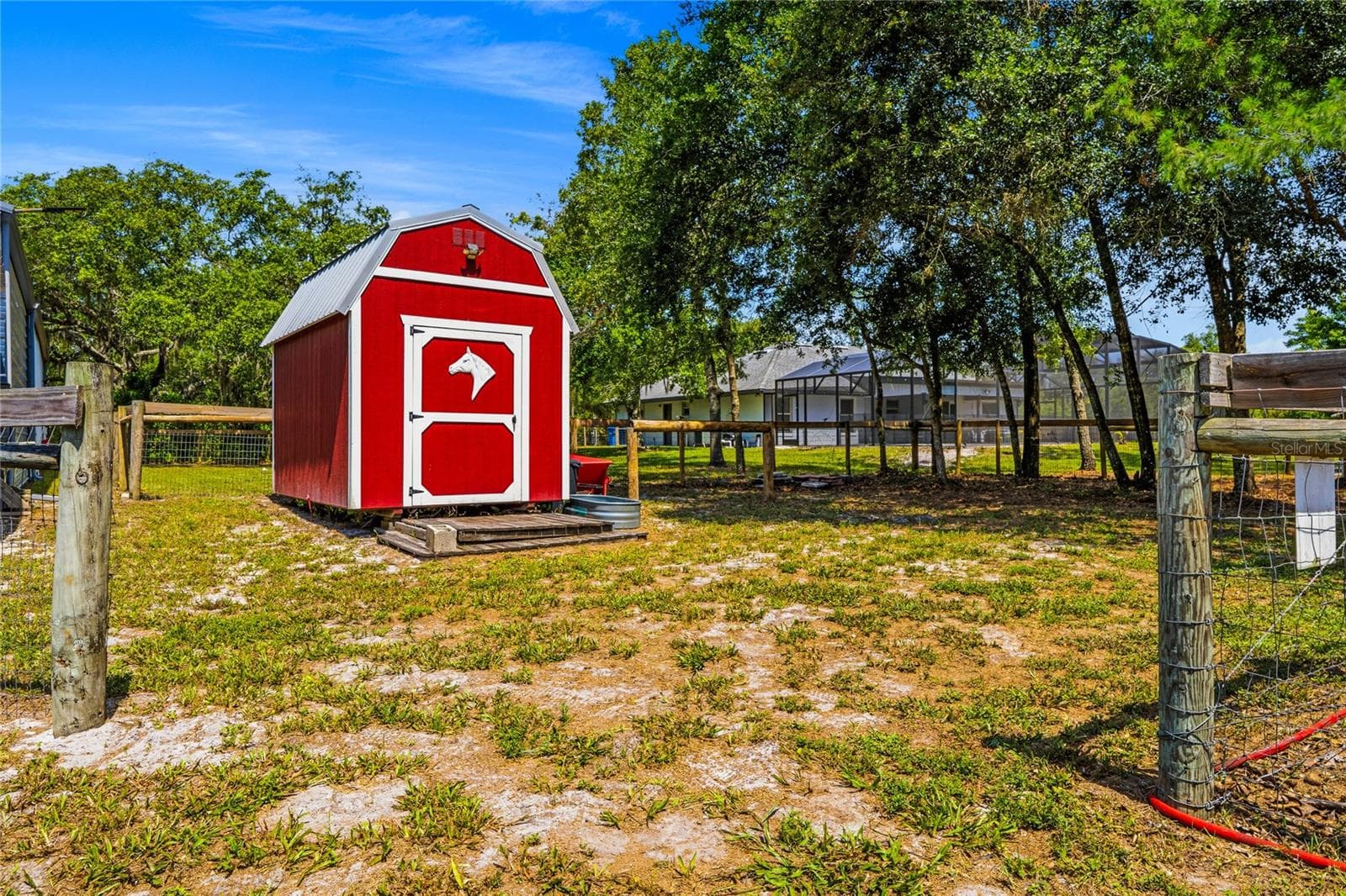 Tac Storage - 135 LINDA SUE DR, LAKE HELEN