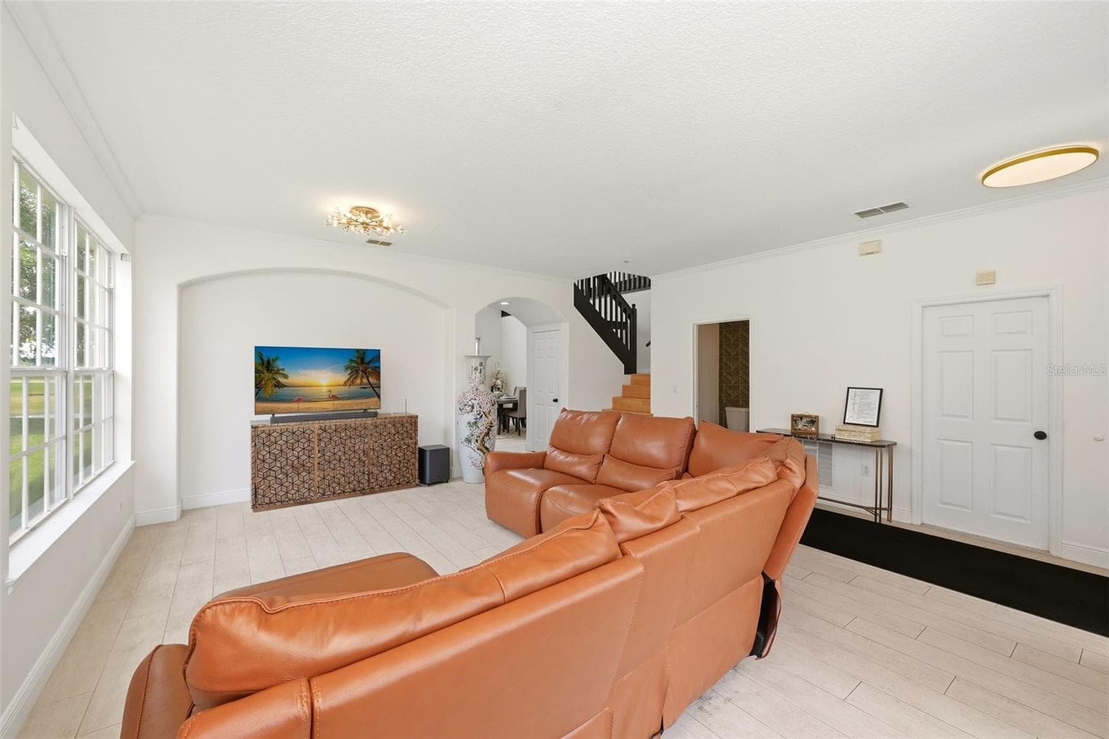 Single Family Residence at 1518 SUN MEADOW DR, ORLANDO, photo 10 of 64