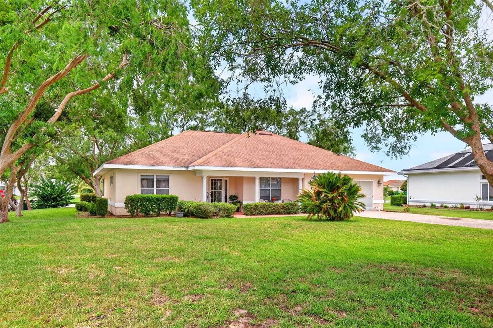 Single Family Residence at 17520 SE 112TH AVE, SUMMERFIELD, photo 2 of 31