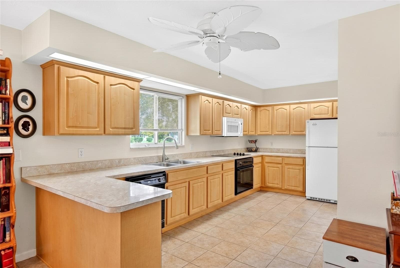 Single Family Residence at 17520 SE 112TH AVE, SUMMERFIELD, photo 18 of 31