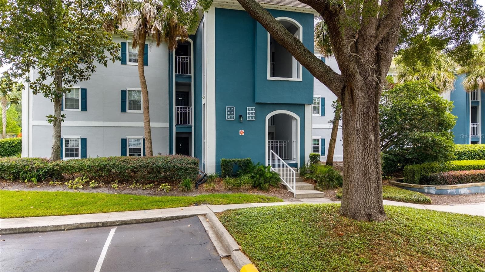 3116 CLUBSIDE DR