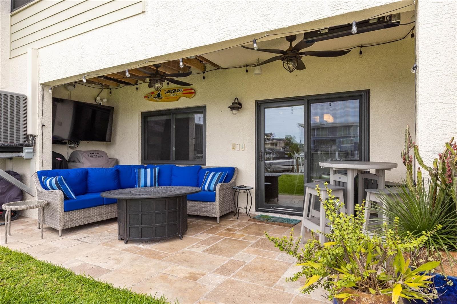 Ground floor patio with gorgeous travertine! - 2395 HANOVER DR, DUNEDIN