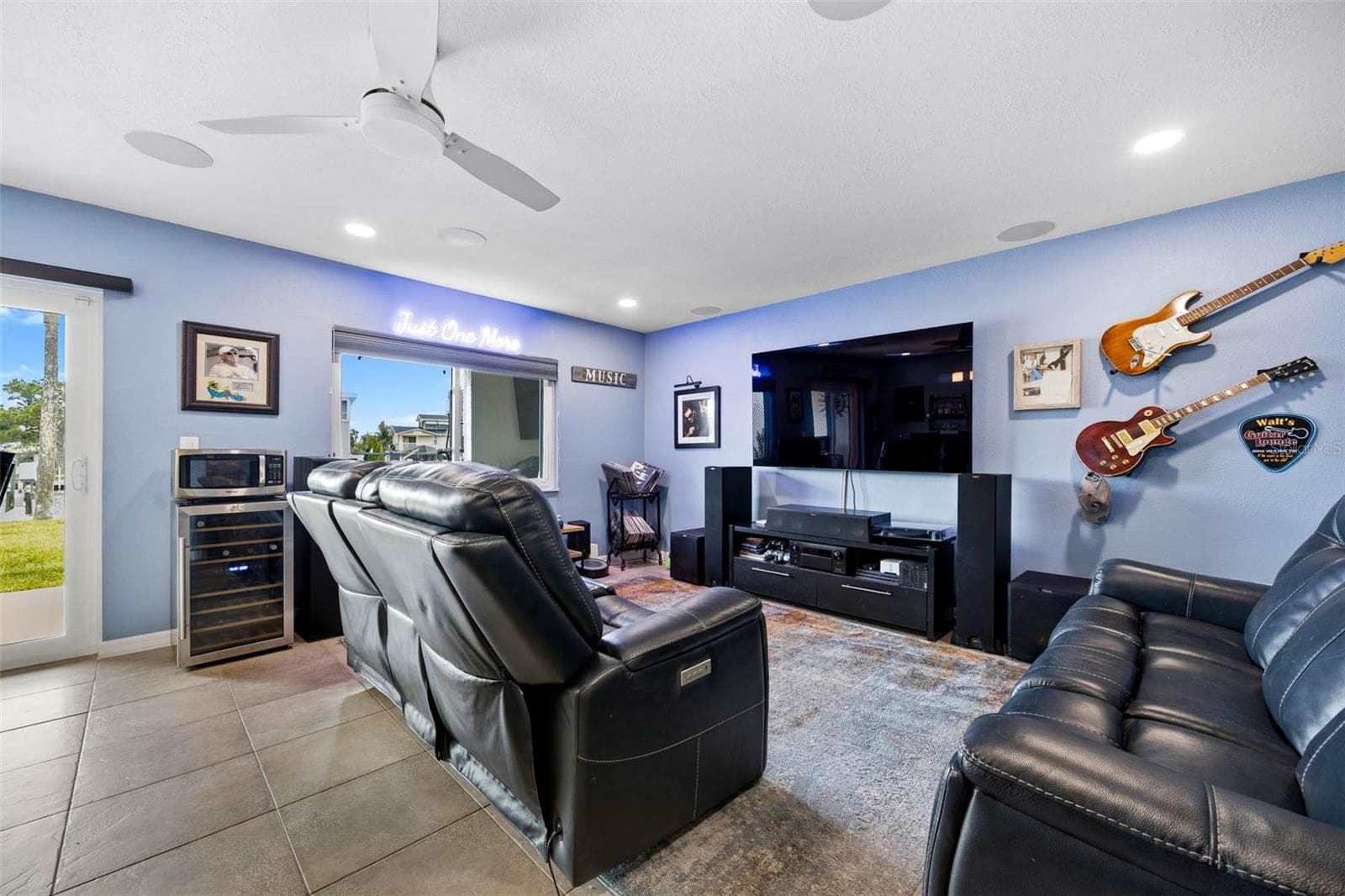 Ground floor entertainment room!   Perfect for spreading out a bit more and entertaining! - 2395 HANOVER DR, DUNEDIN