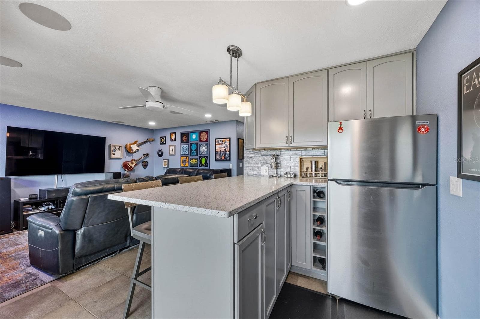 Alternate view of bar area. - 2395 HANOVER DR, DUNEDIN