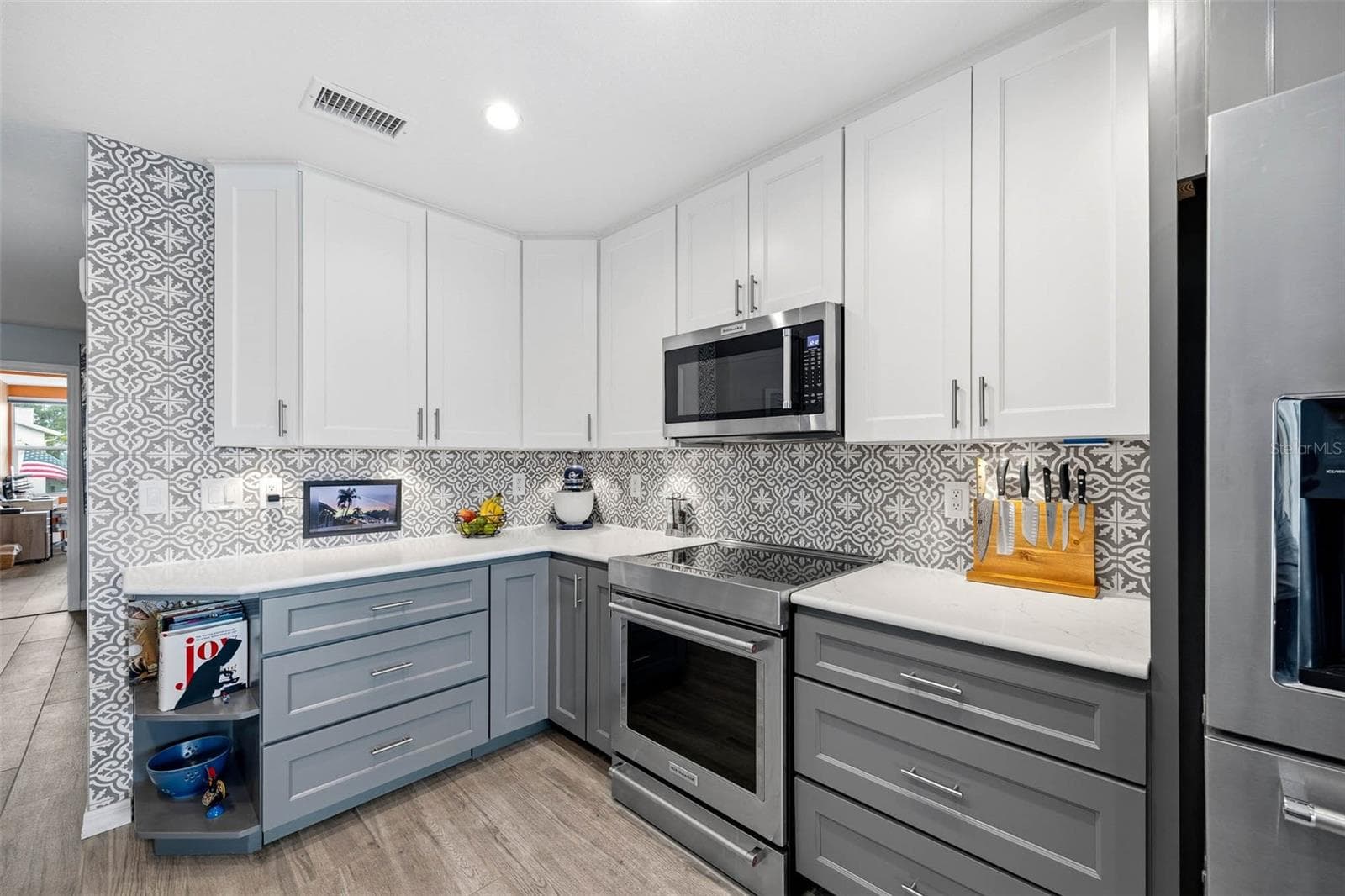 Alternative view in Kitchen - 2395 HANOVER DR, DUNEDIN