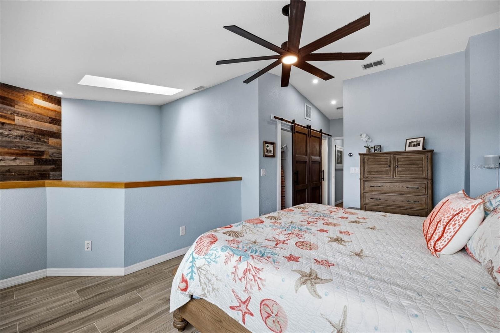 Alternative view of primary bedroom - 2395 HANOVER DR, DUNEDIN