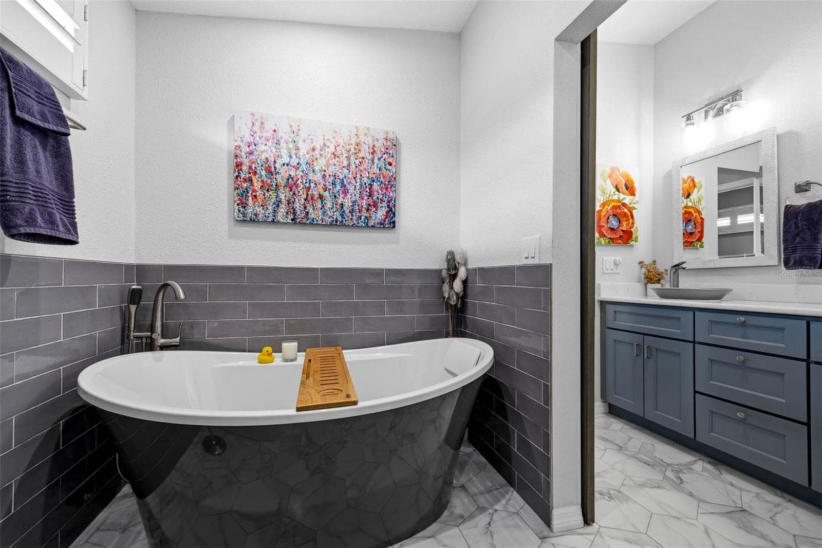 Alternative view of soaker tub in primary bathroom - 2395 HANOVER DR, DUNEDIN