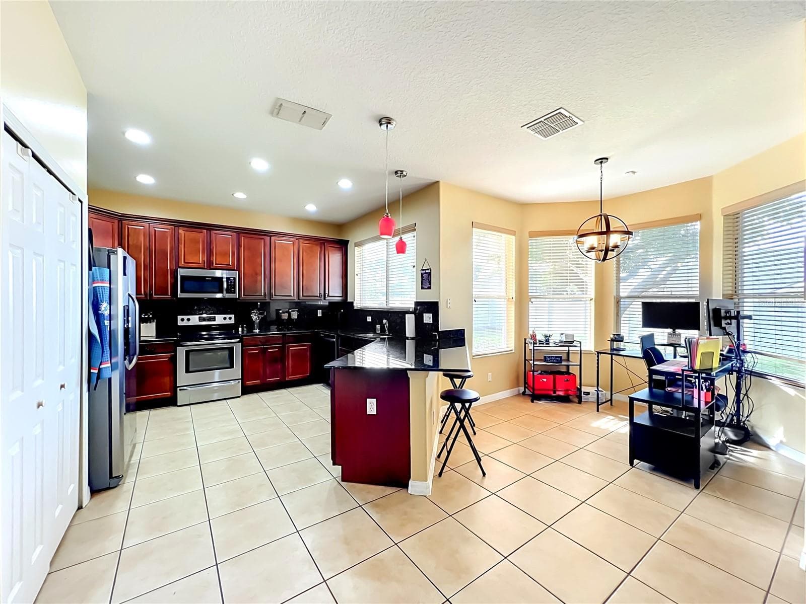 Kitchen - 12912 CLOVERDALE LN, CLERMONT