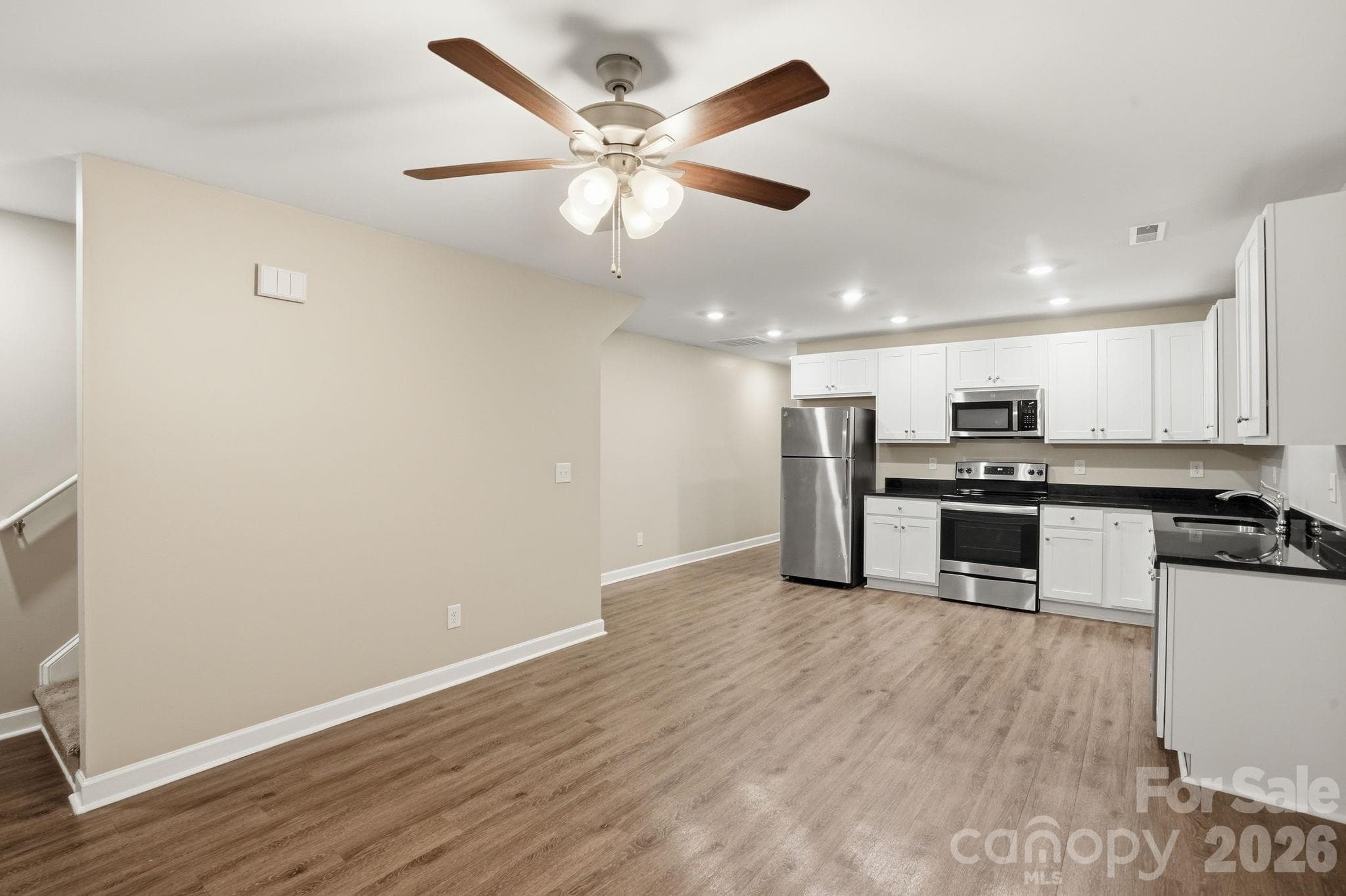 Townhouse at 719 Hillside Street, Kannapolis, photo 12 of 31