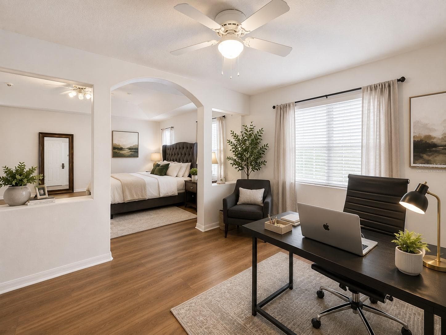 Virtually Staged Office, but a Mac - 12912 CLOVERDALE LN, CLERMONT