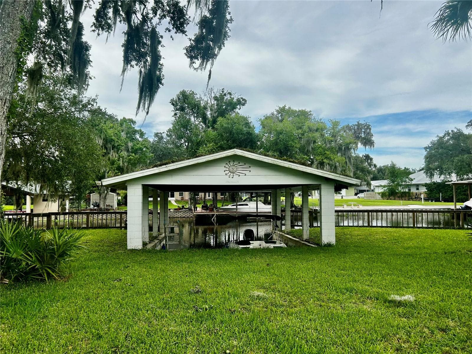 your very own boathouse - 2950 N SHELL RD, DELAND