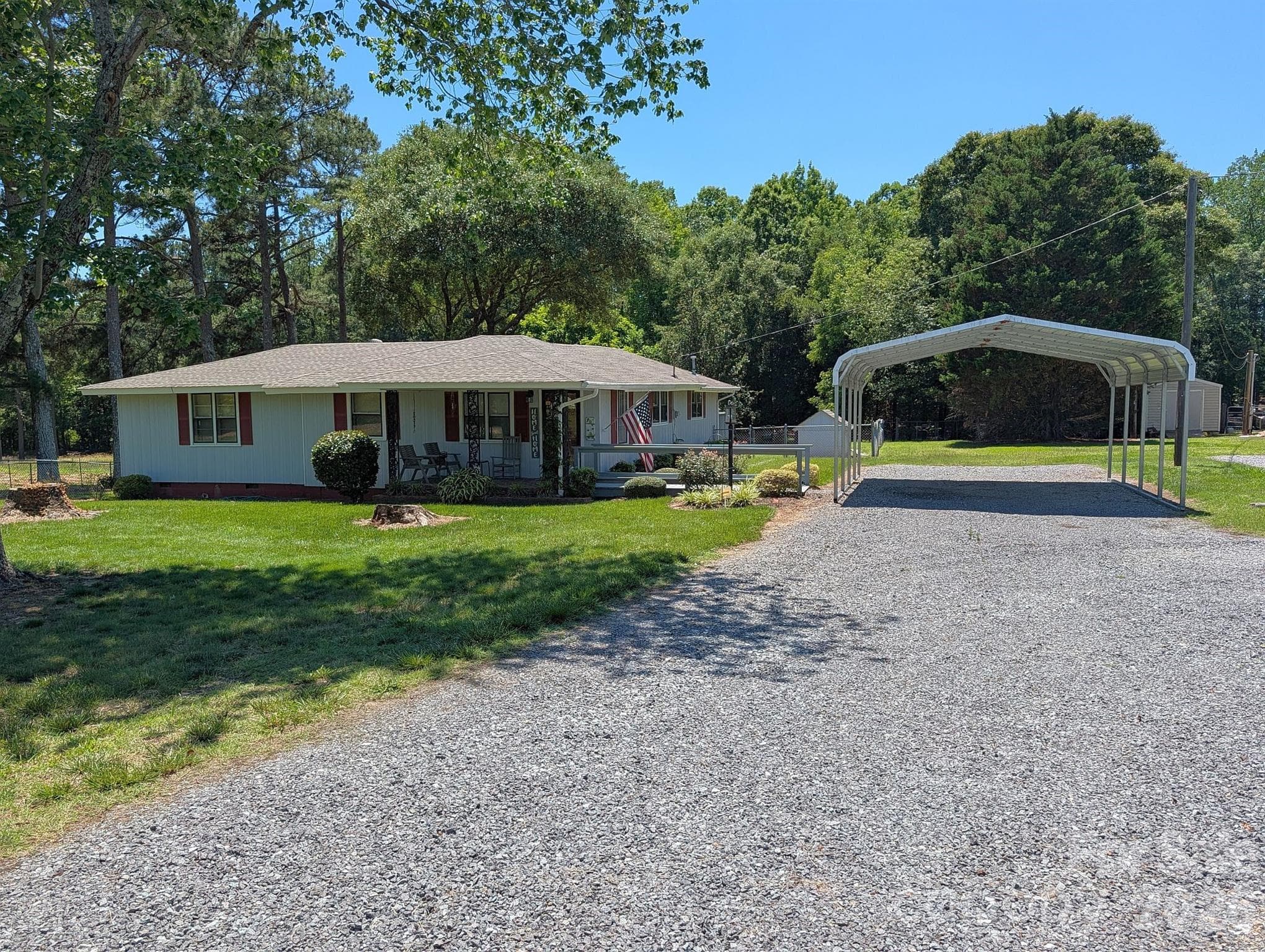 Single Family Residence at 4053 Roddey Road, Catawba, photo 4 of 55