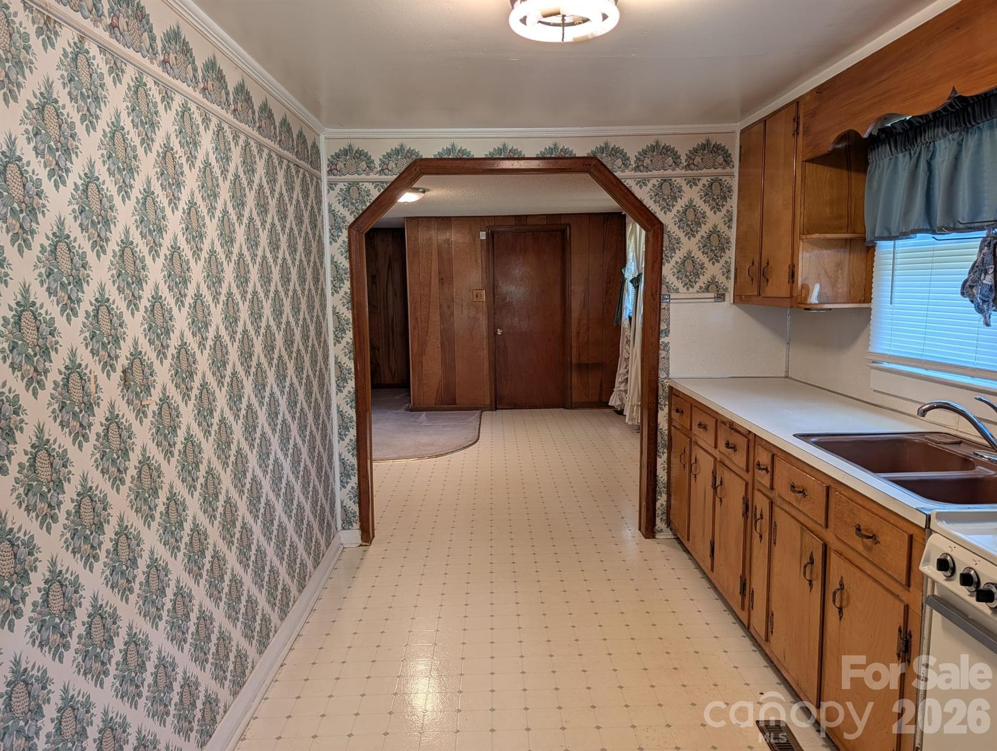 Single Family Residence at 4053 Roddey Road, Catawba, photo 10 of 55