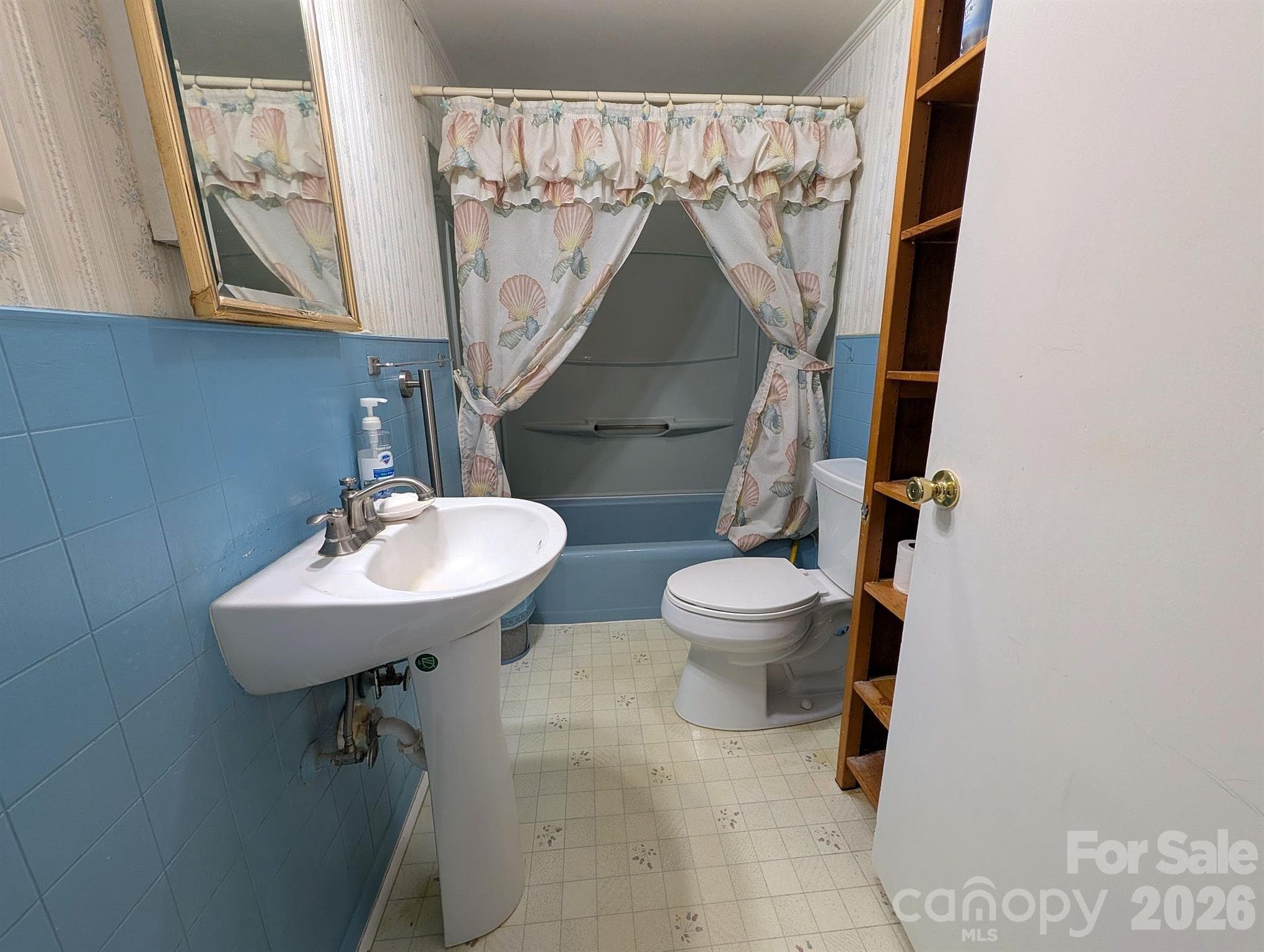 Single Family Residence at 4053 Roddey Road, Catawba, photo 28 of 55