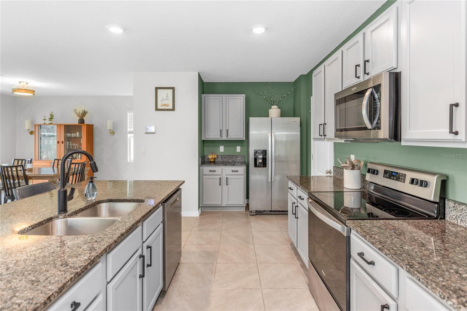 Kitchen - 3758 SUNGROVE CIR, SANFORD