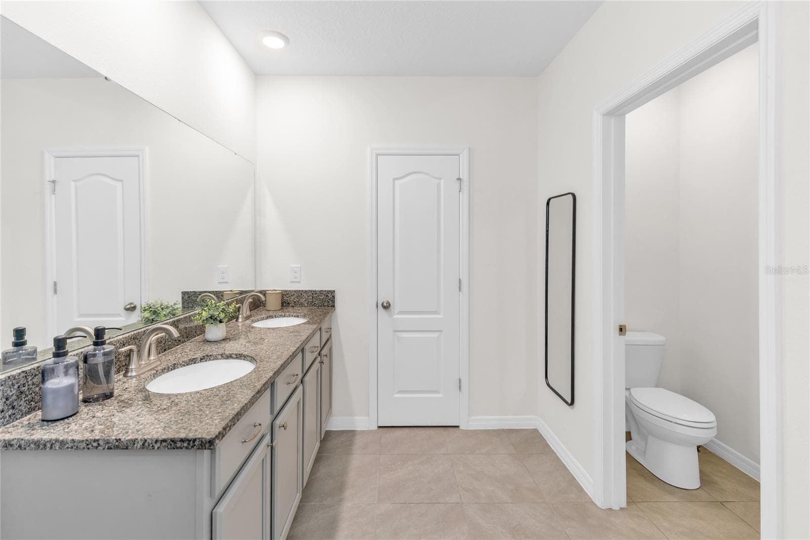 Single Family Residence at 3758 SUNGROVE CIR, SANFORD, photo 21 of 32