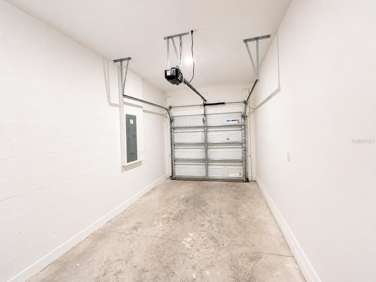 Single Family Residence at 5028 FINDERS CT, TAMPA, photo 24 of 26