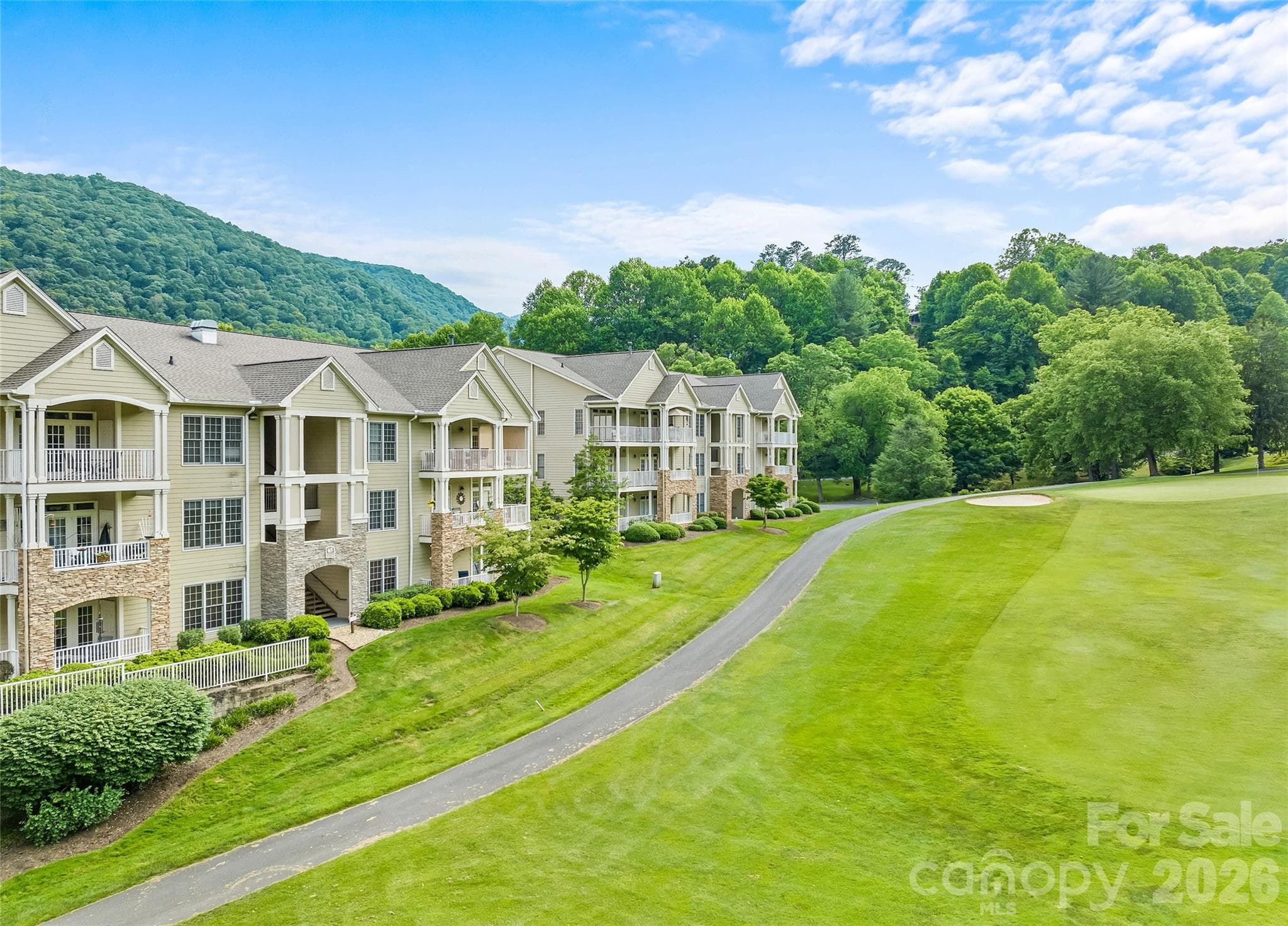 Condominium at Maggie Valley, photo 4 of 33
