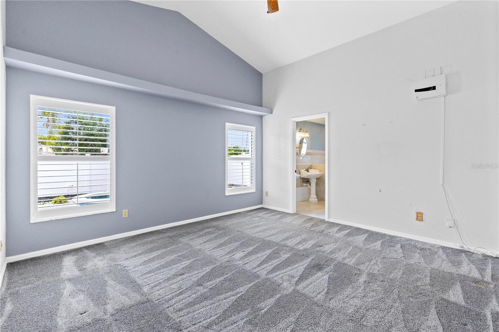 Primary suite - 10057 SANDBAR ST, ORLANDO