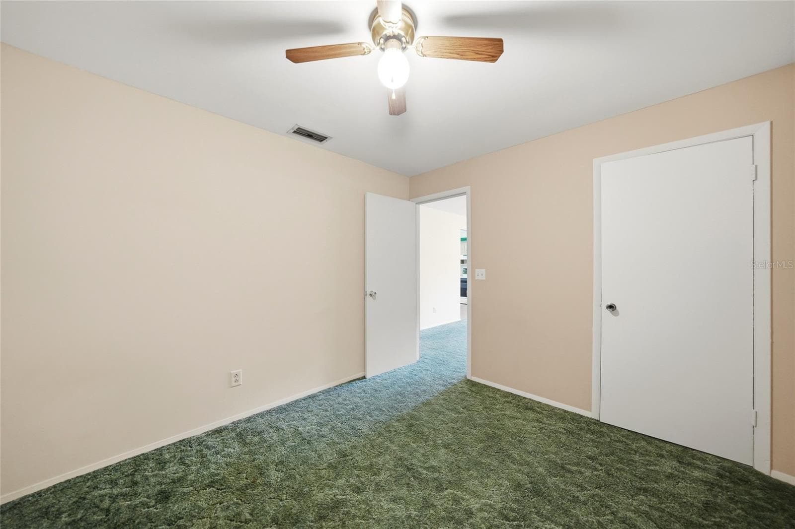Single Family Residence at 5549 SW SHORES AVE, ARCADIA, photo 16 of 52