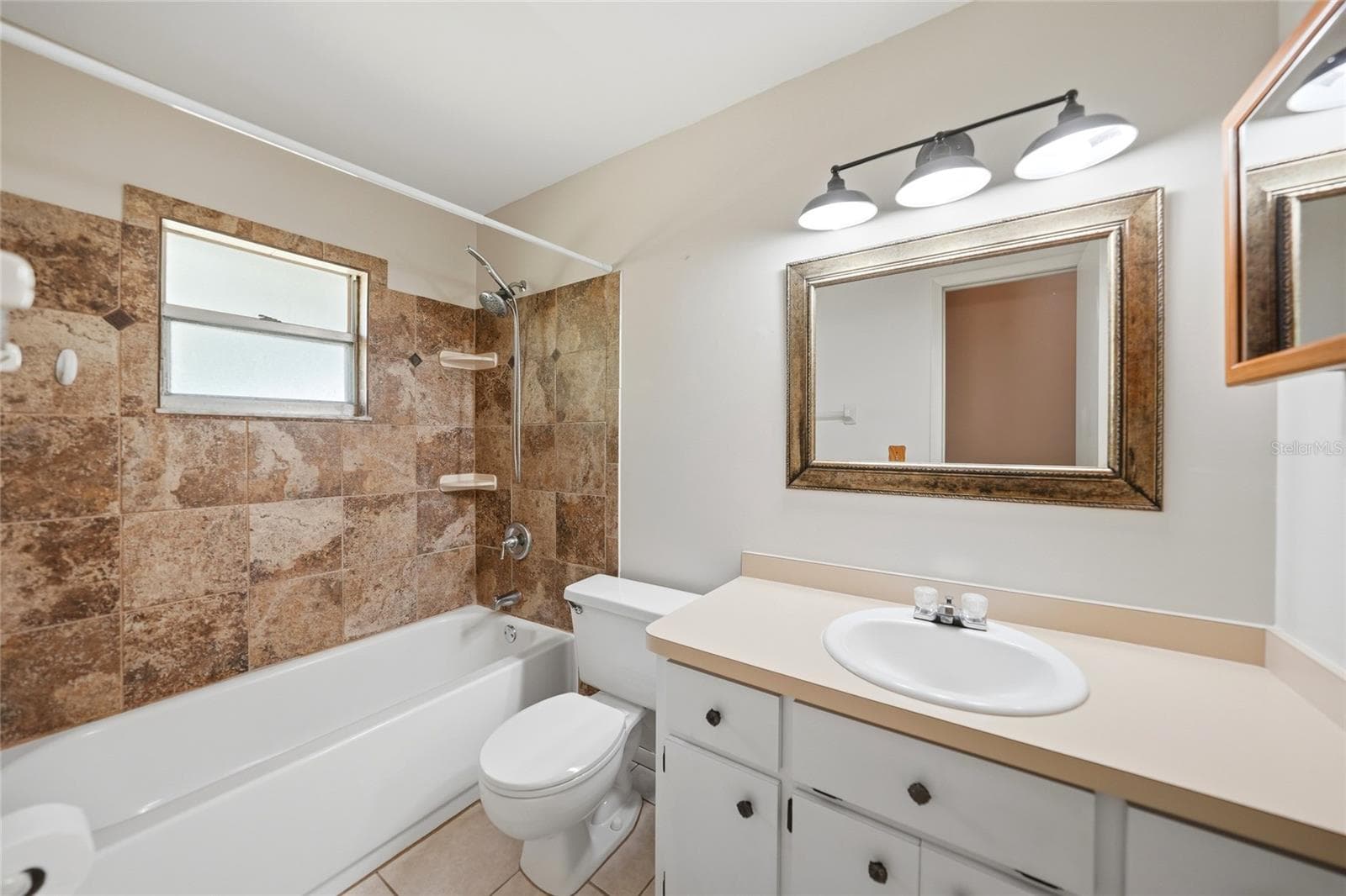 Single Family Residence at 5549 SW SHORES AVE, ARCADIA, photo 20 of 52