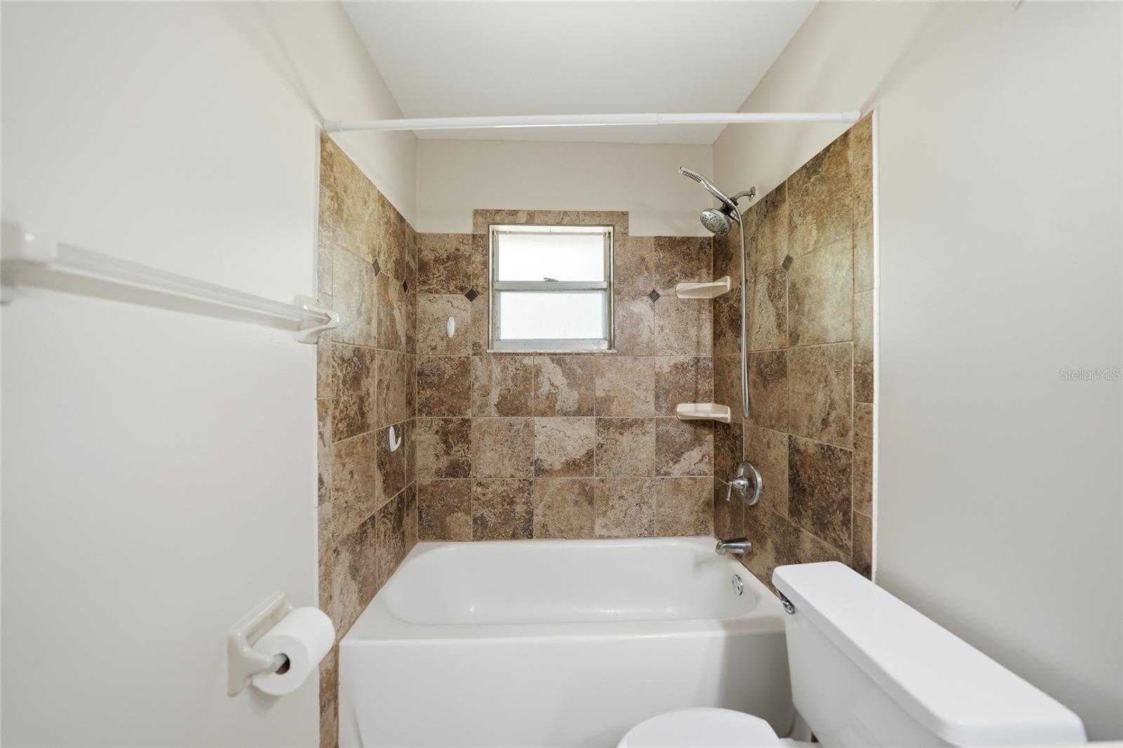Single Family Residence at 5549 SW SHORES AVE, ARCADIA, photo 21 of 52
