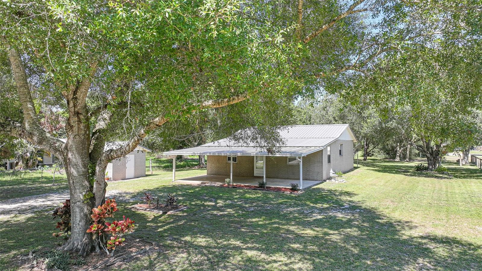 Single Family Residence at 5549 SW SHORES AVE, ARCADIA, photo 38 of 52