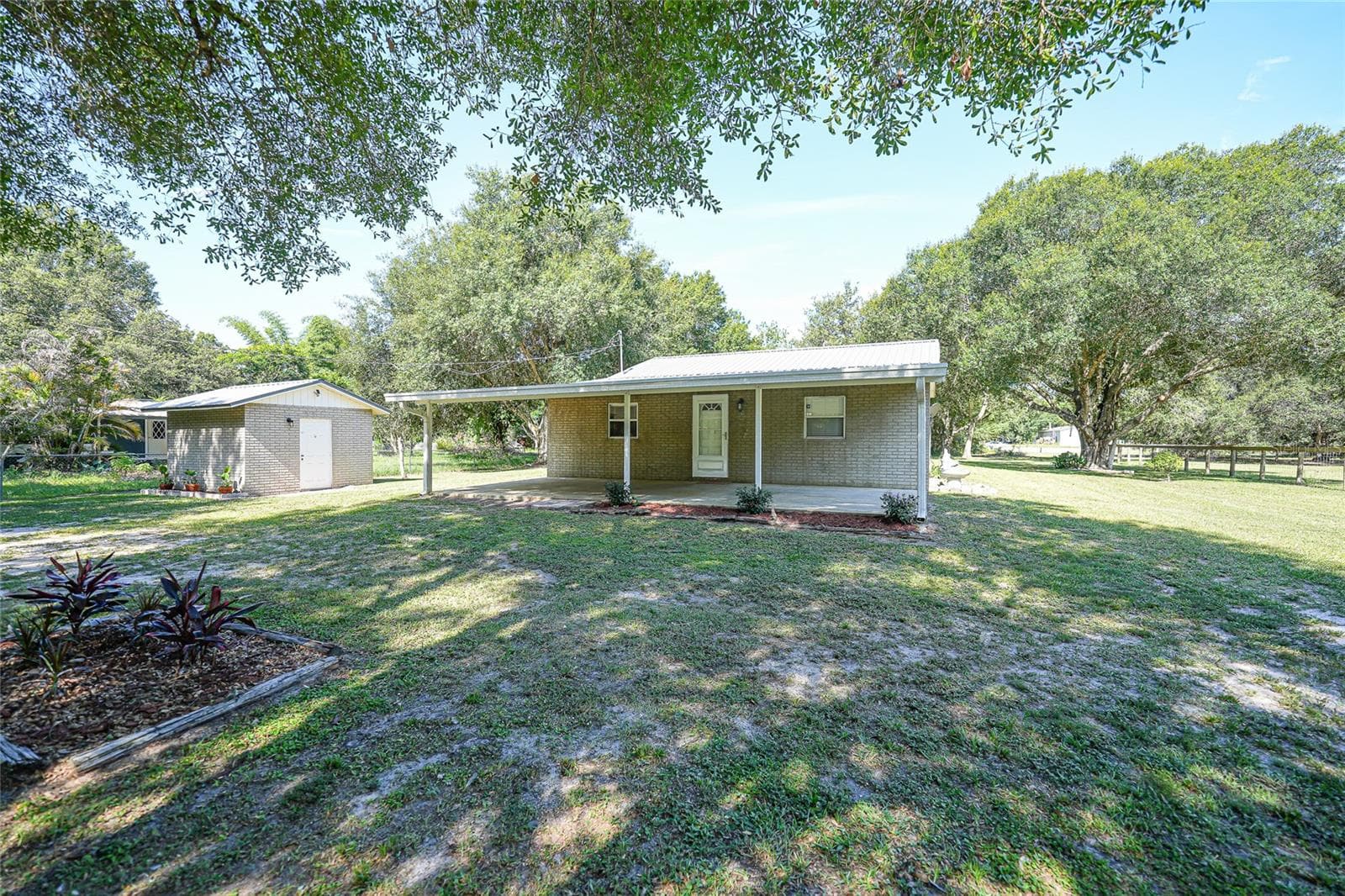 Single Family Residence at 5549 SW SHORES AVE, ARCADIA, photo 44 of 52