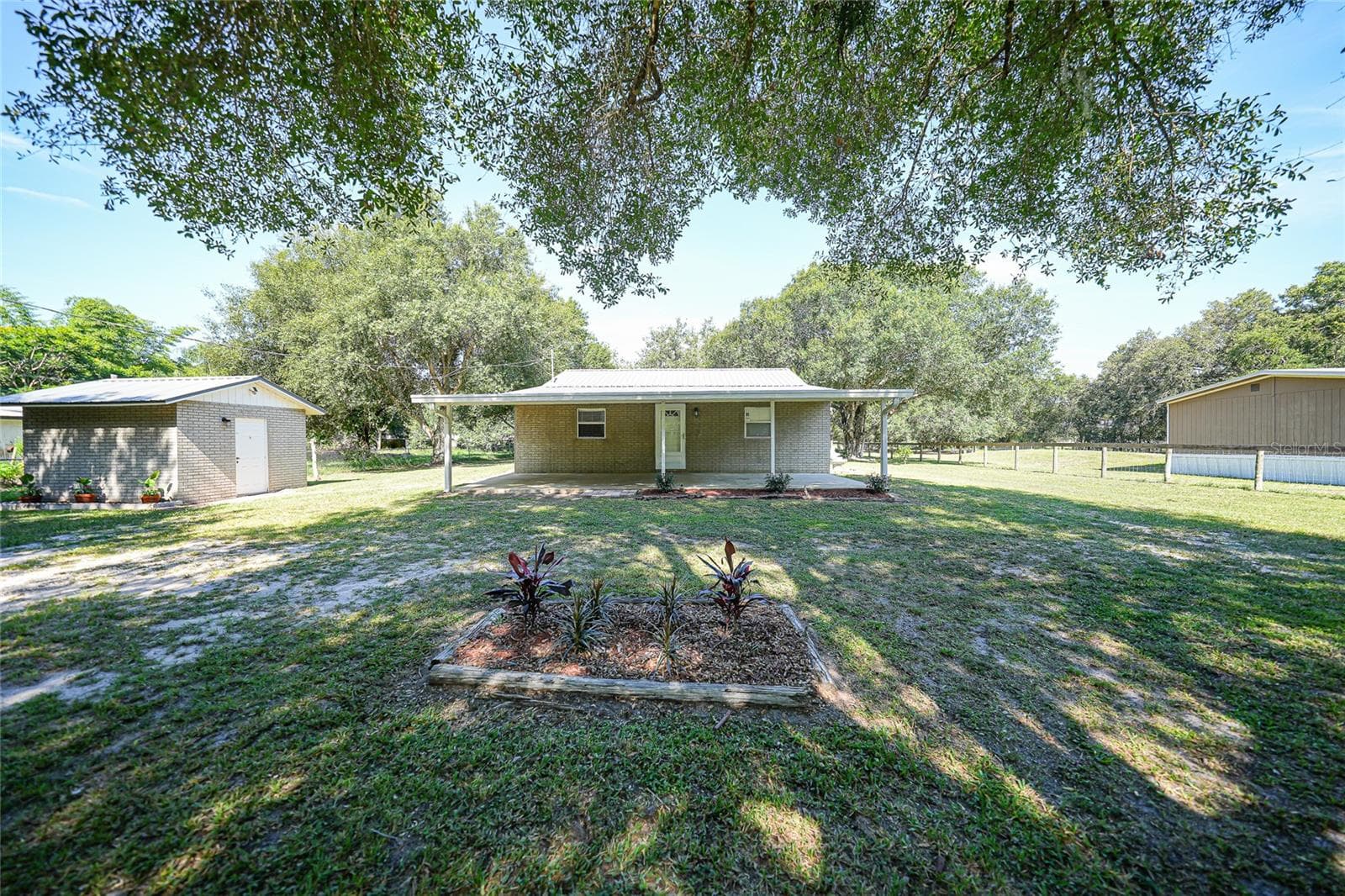 Single Family Residence at 5549 SW SHORES AVE, ARCADIA, photo 45 of 52