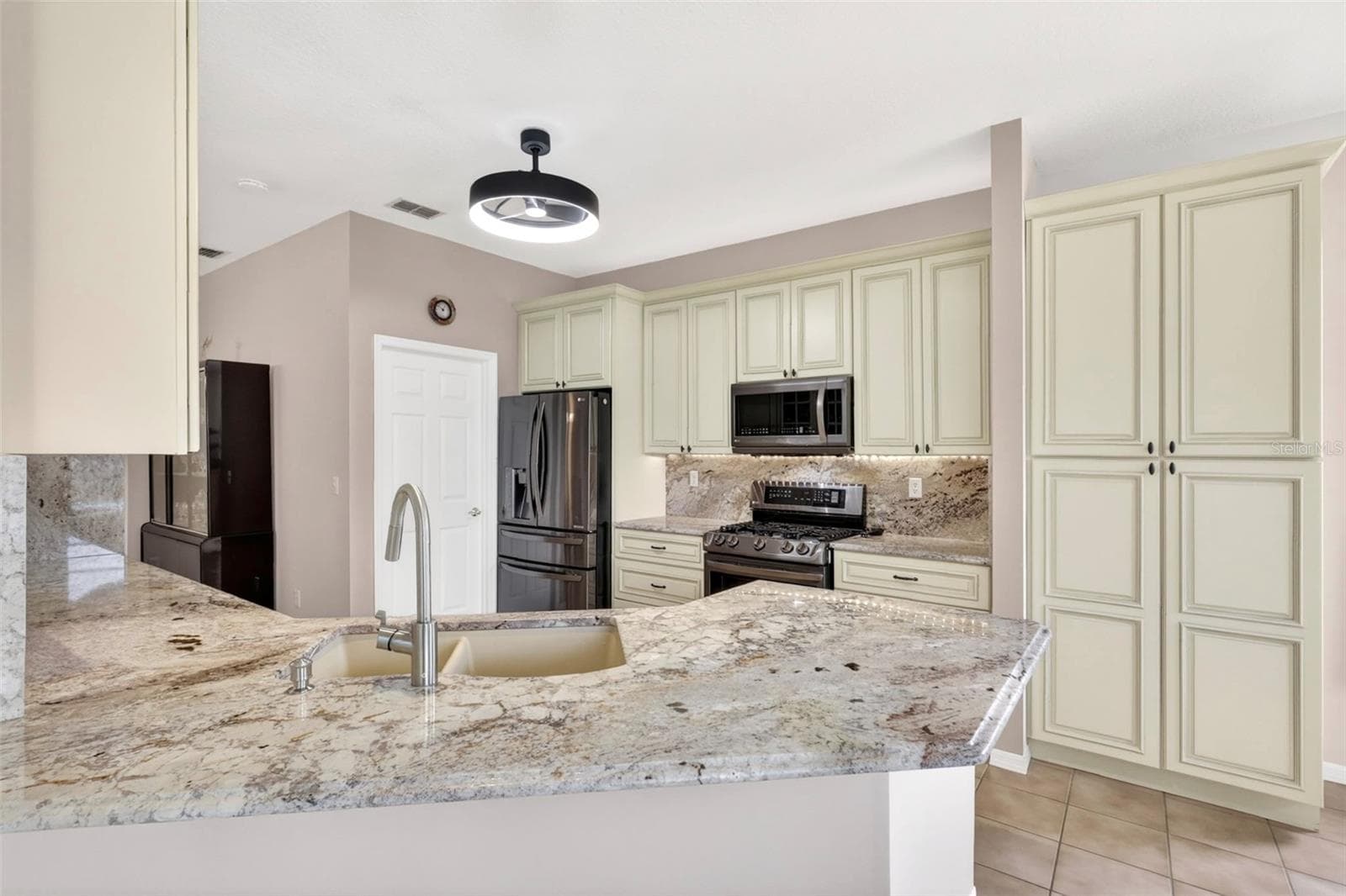 Single Family Residence at 5425 MATTHEW CT, SARASOTA, photo 31 of 83