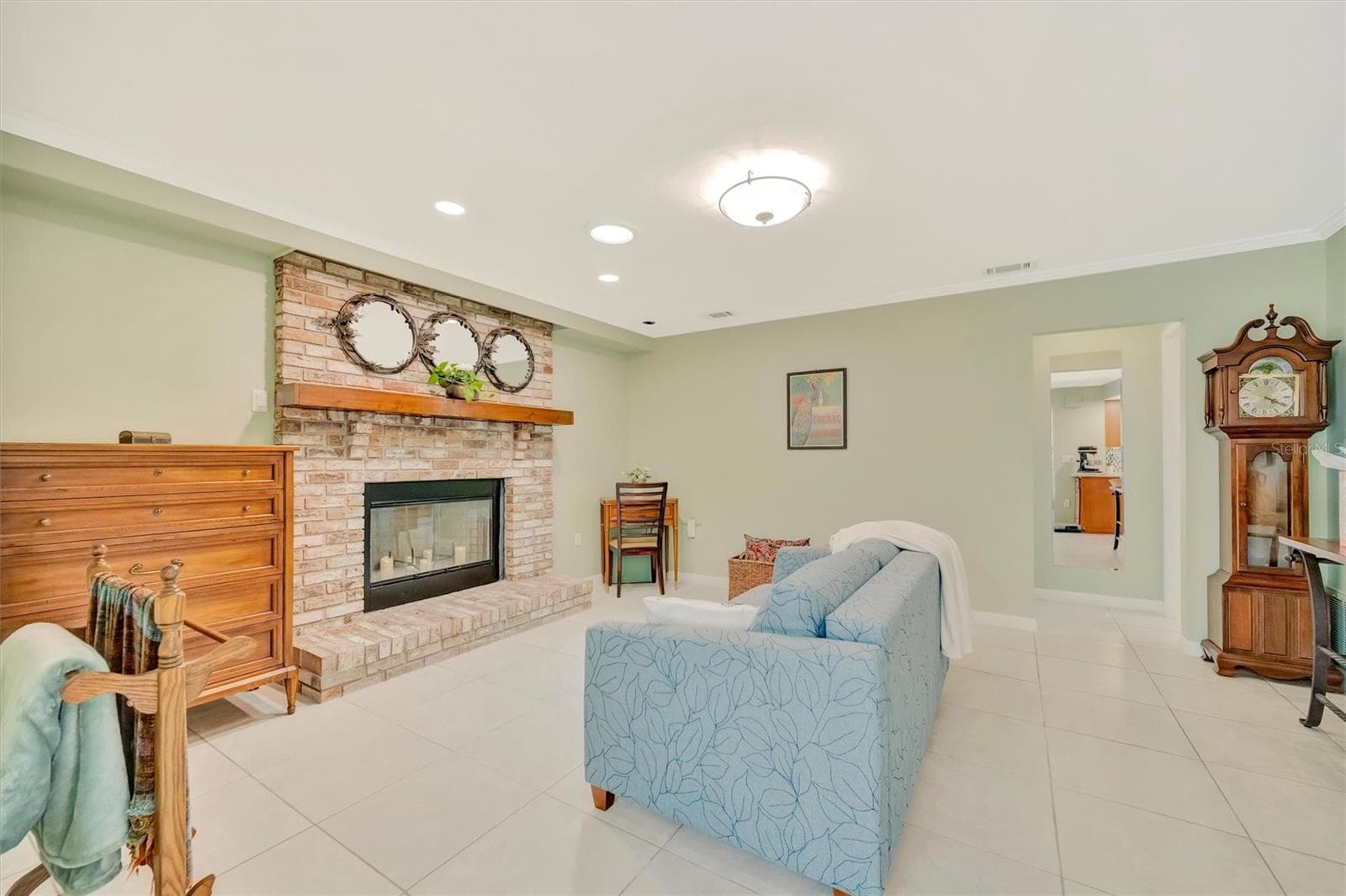 Single Family Residence at 5729 AUGUSTA CIR, SARASOTA, photo 8 of 75