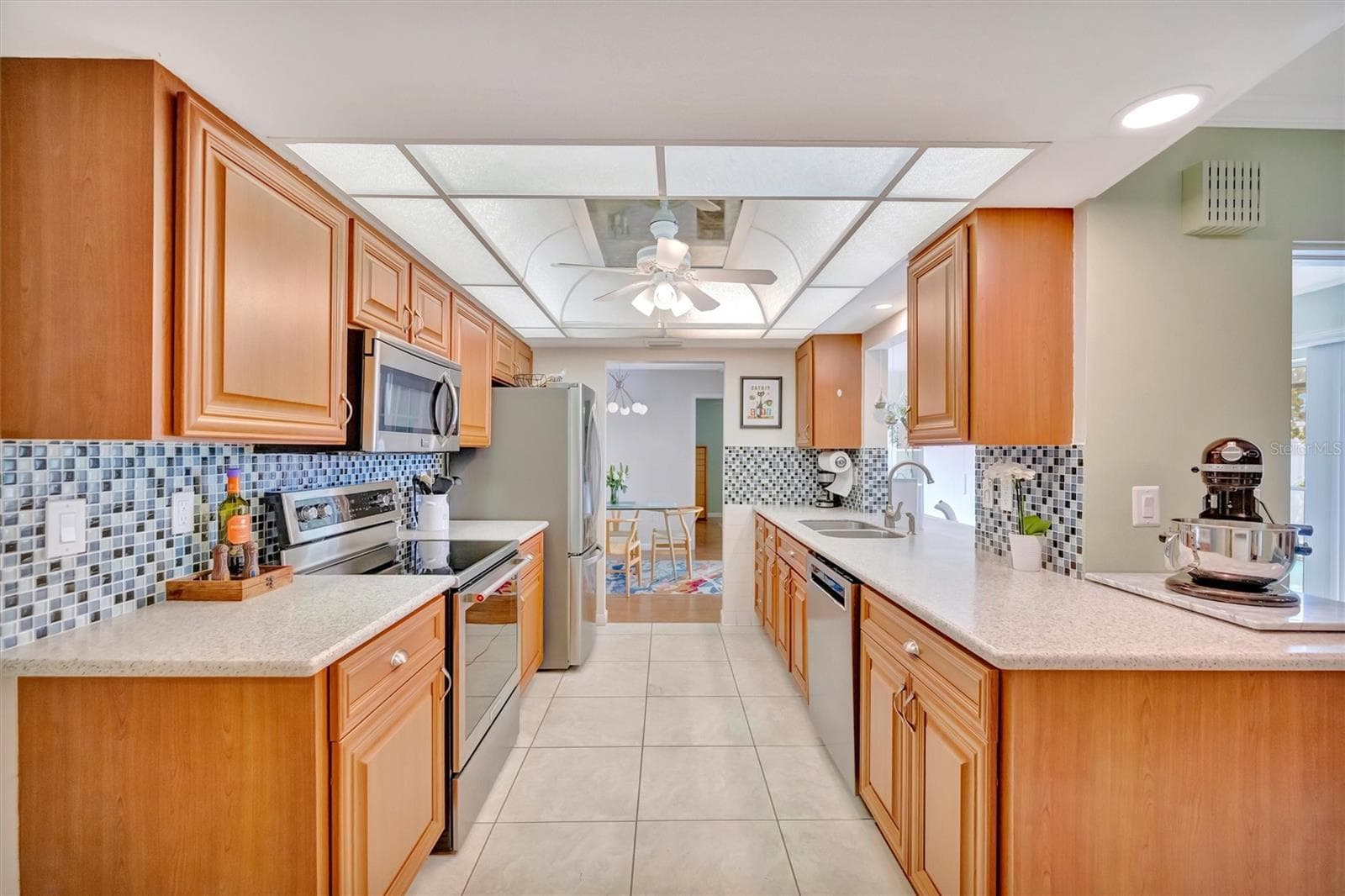 Single Family Residence at 5729 AUGUSTA CIR, SARASOTA, photo 13 of 75