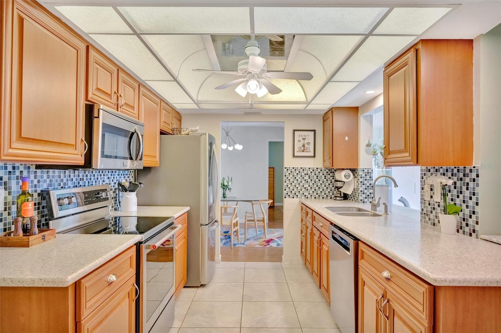 Single Family Residence at 5729 AUGUSTA CIR, SARASOTA, photo 14 of 75