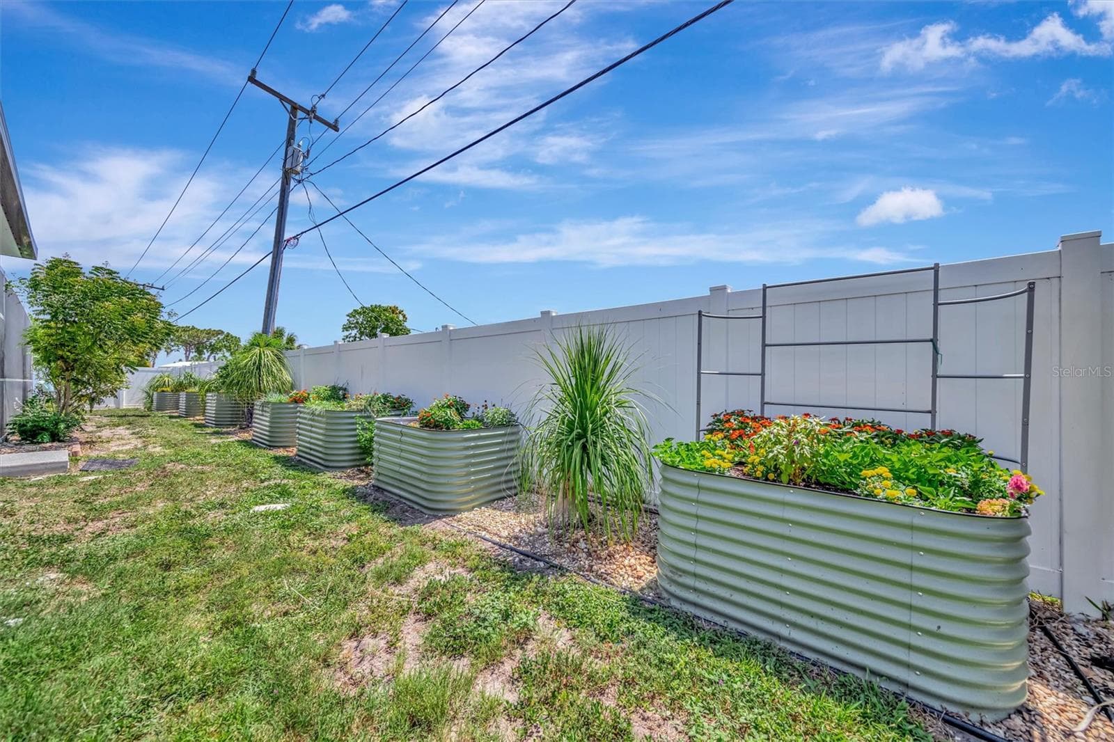 Single Family Residence at 5729 AUGUSTA CIR, SARASOTA, photo 62 of 75
