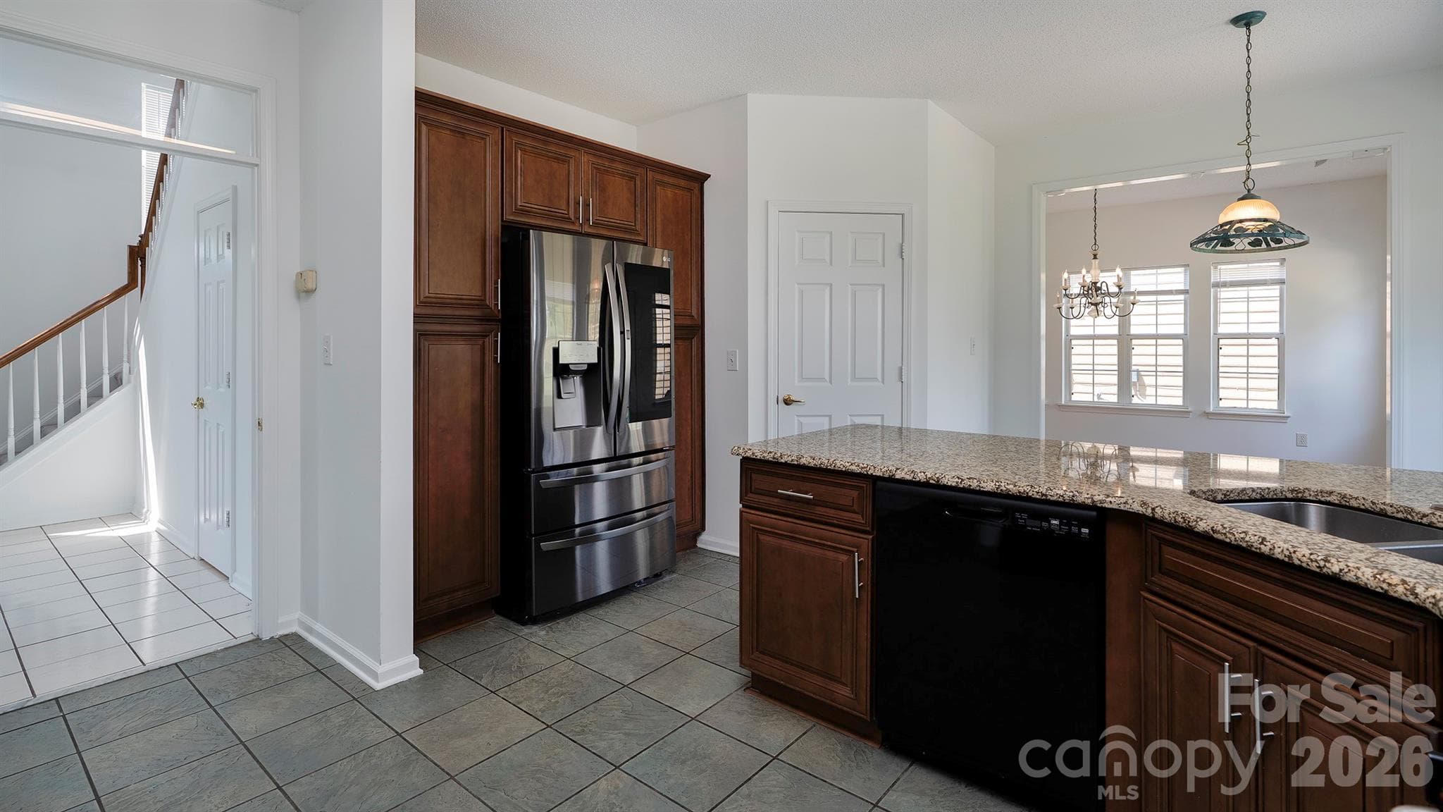 Single Family Residence at 11807 Song Sparrow Lane, Charlotte, photo 11 of 26