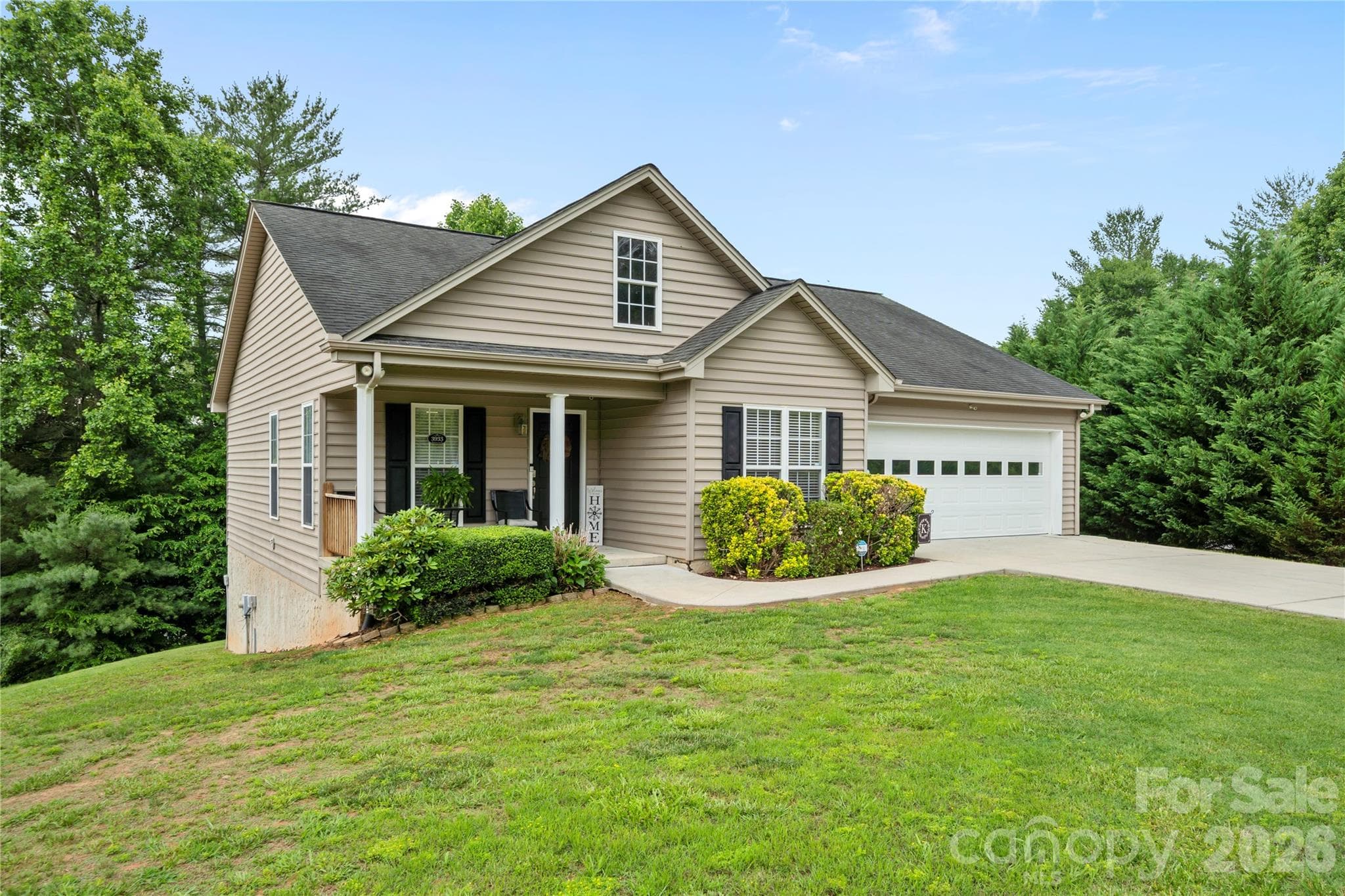 Single Family Residence at Lenoir, photo 2 of 44